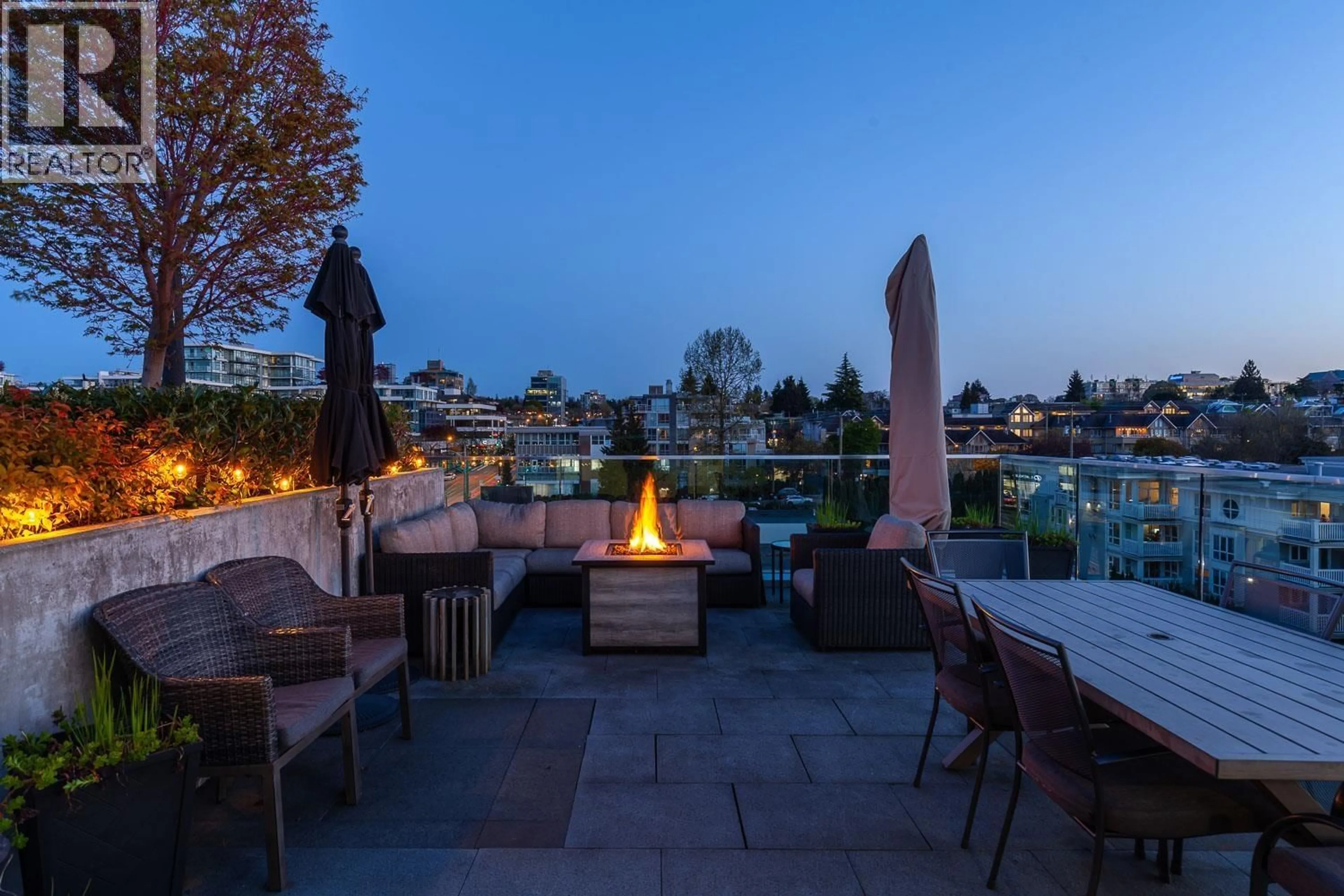 Patio, water/lake/river/ocean view for 505 - 1819 5TH AVENUE, Vancouver British Columbia V6J1P5