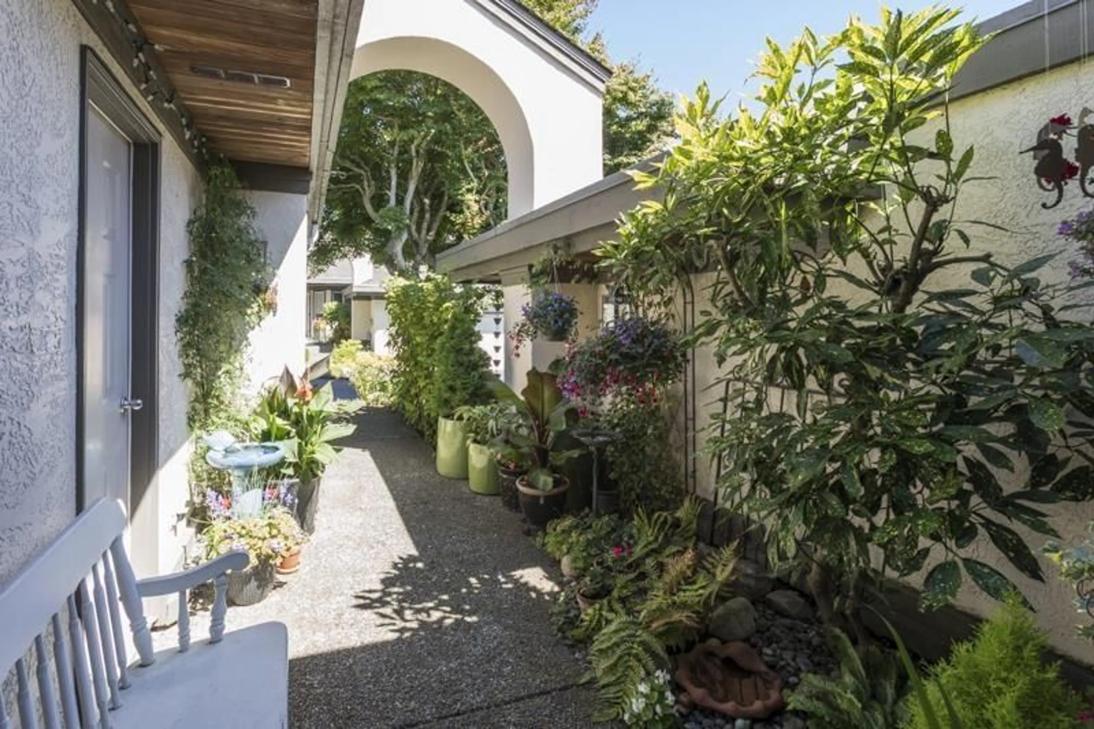 Patio, street for 4 - 12975 17 AVENUE, Surrey British Columbia V4A8T3
