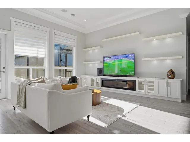 5735 144A STREET, Surrey 5