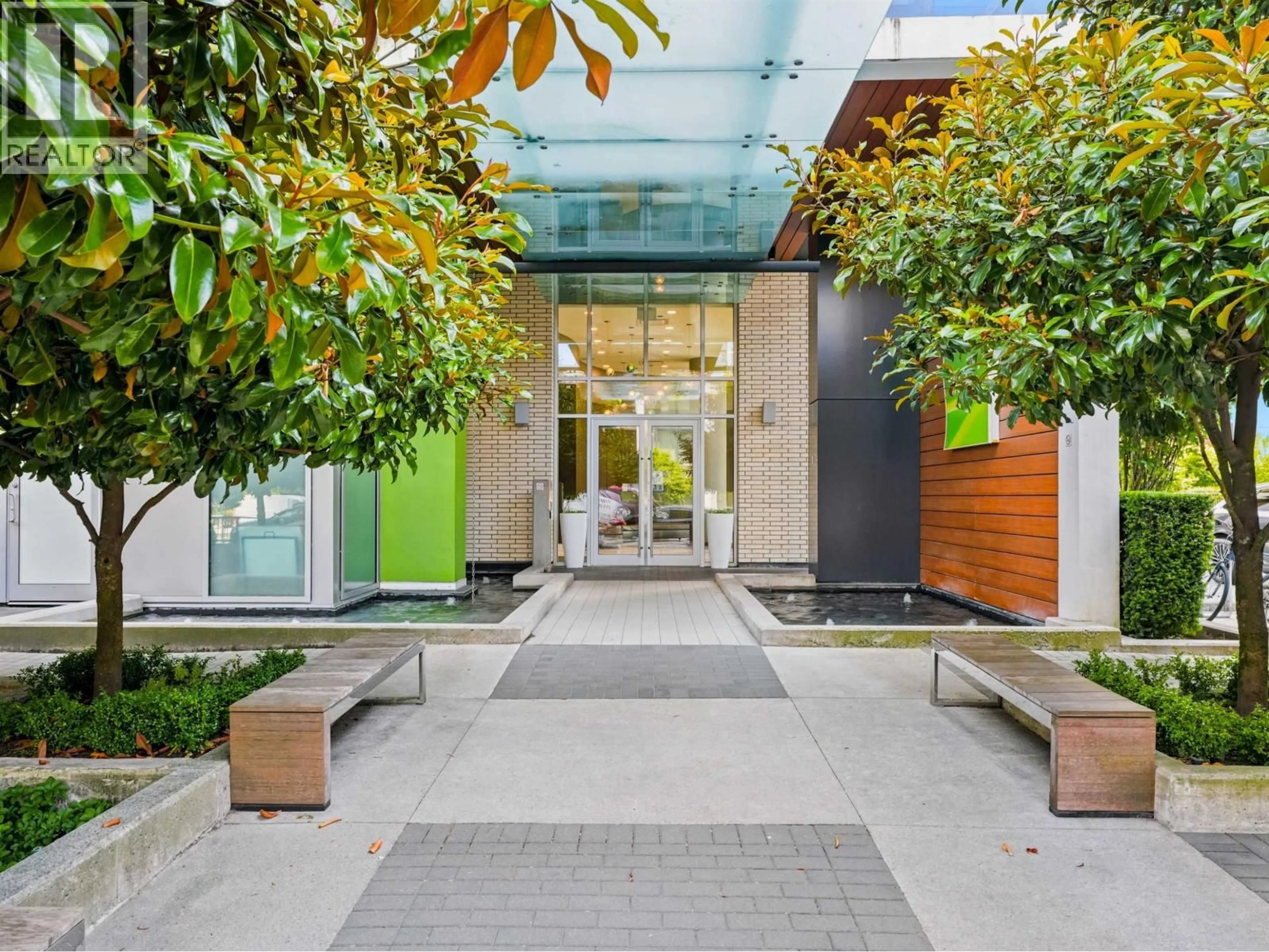 Indoor foyer for 2301 - 6638 DUNBLANE AVENUE, Burnaby British Columbia V5H0G8