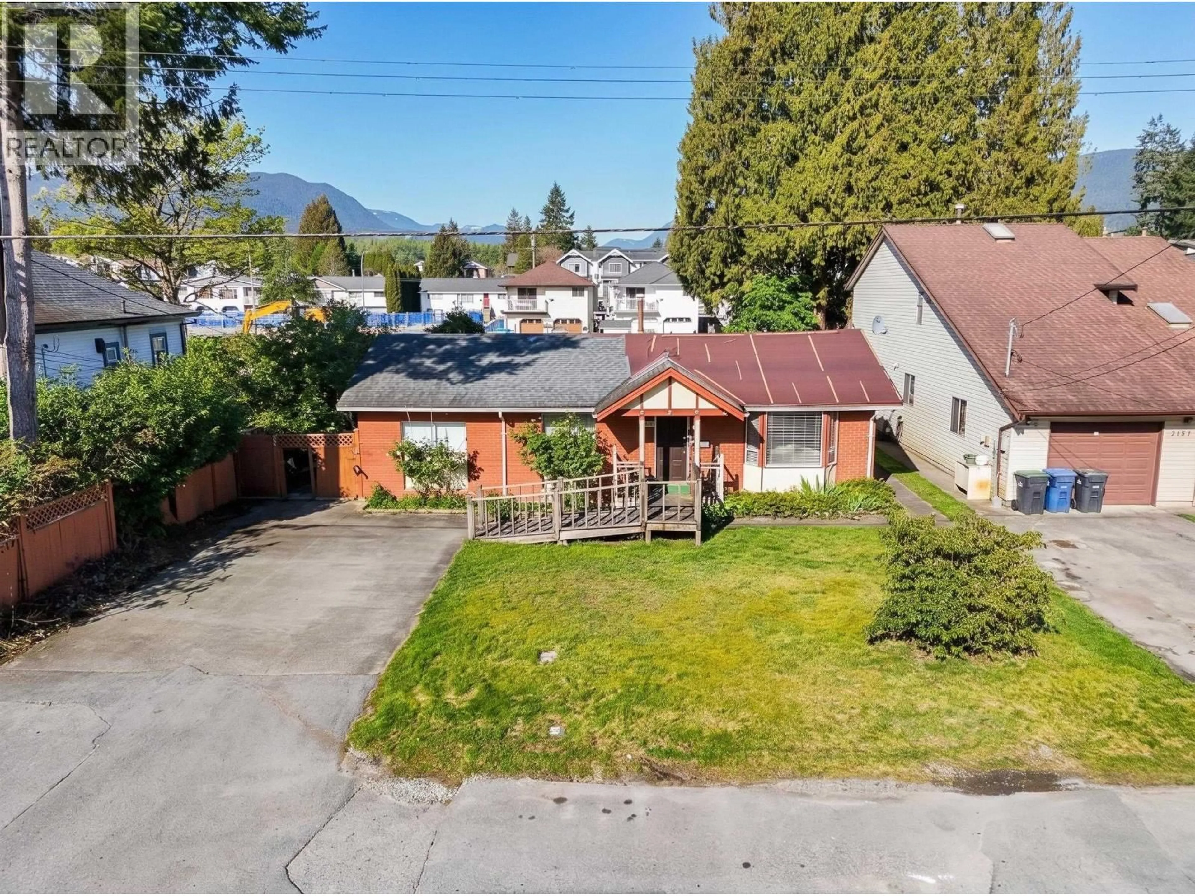 A pic from outside/outdoor area/front of a property/back of a property/a pic from drone, mountain view for 2149 GRANT AVENUE, Port Coquitlam British Columbia V3B1R1