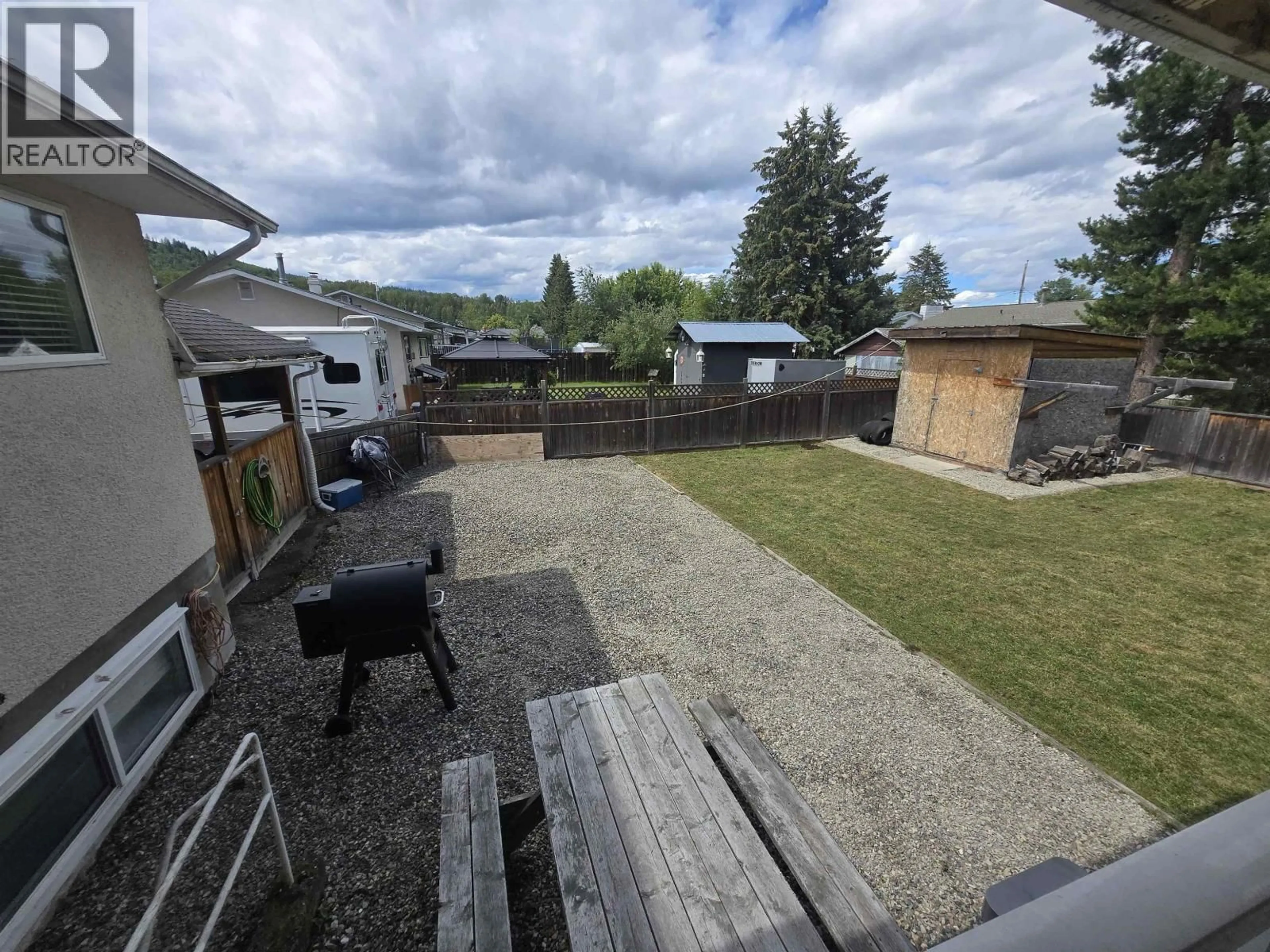 A pic from outside/outdoor area/front of a property/back of a property/a pic from drone, unknown for 437 ROBERTSON AVENUE, Quesnel British Columbia V2J3L3