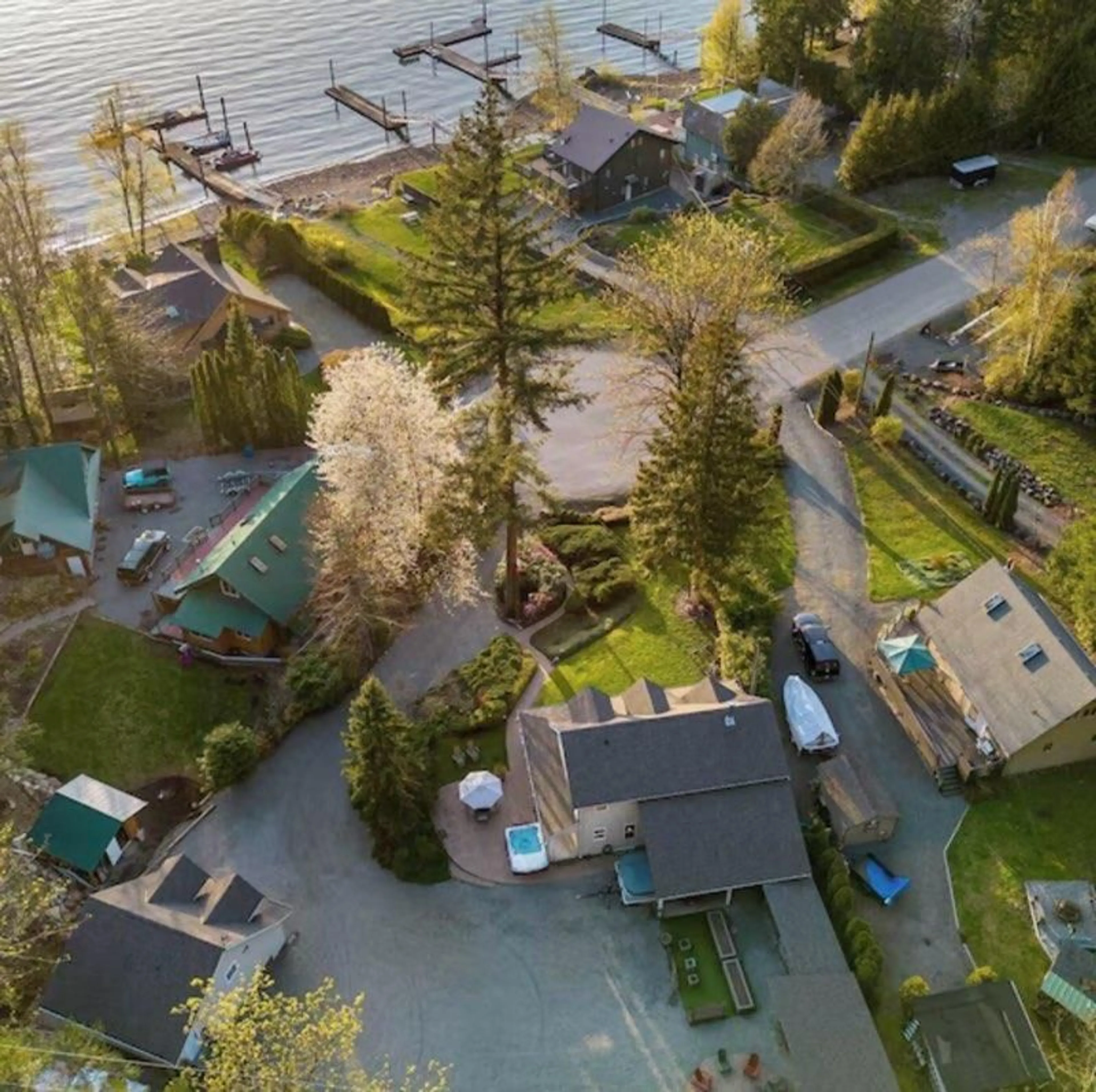 A pic from outside/outdoor area/front of a property/back of a property/a pic from drone, water/lake/river/ocean view for 7388 ROCKWELL PLACE, Harrison Hot Springs British Columbia V0M1A0