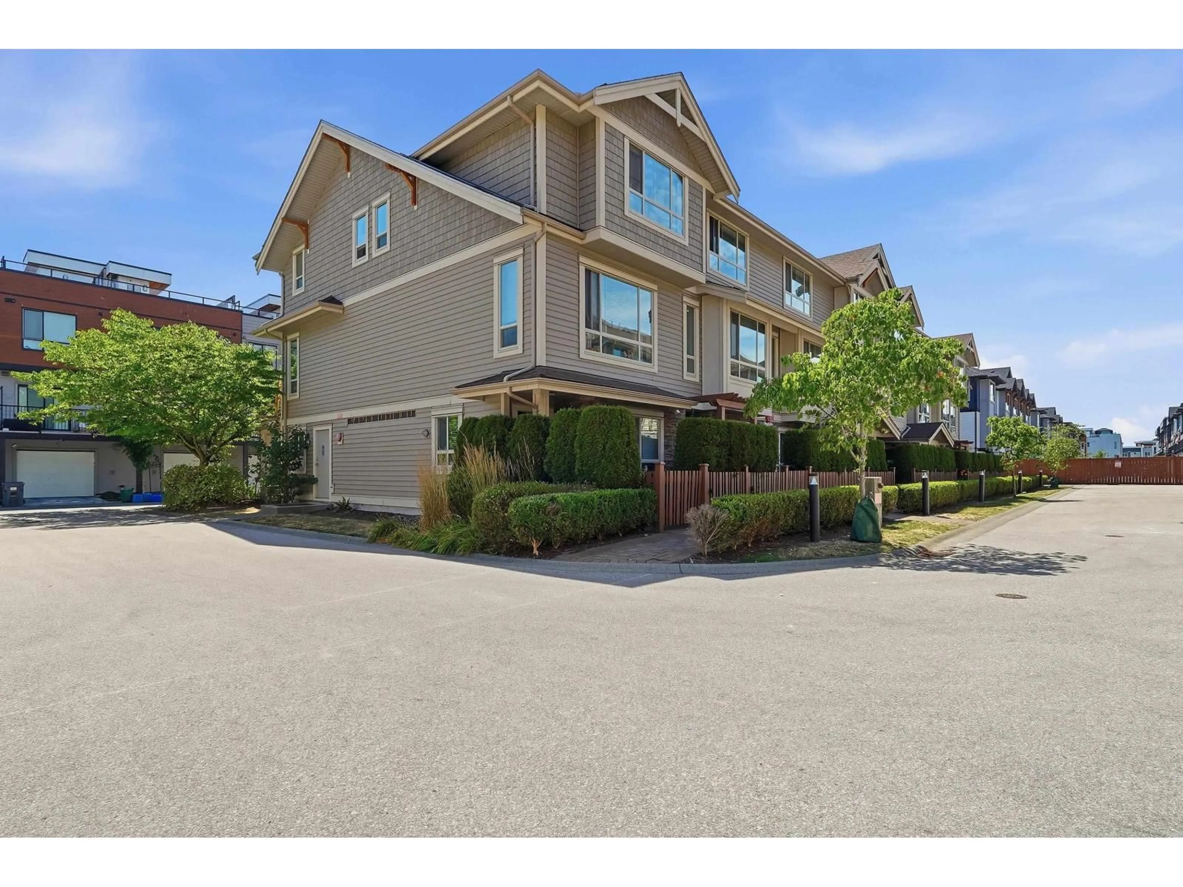 A pic from outside/outdoor area/front of a property/back of a property/a pic from drone, street for 27 - 19752 55A AVENUE, Langley British Columbia V3A3X2