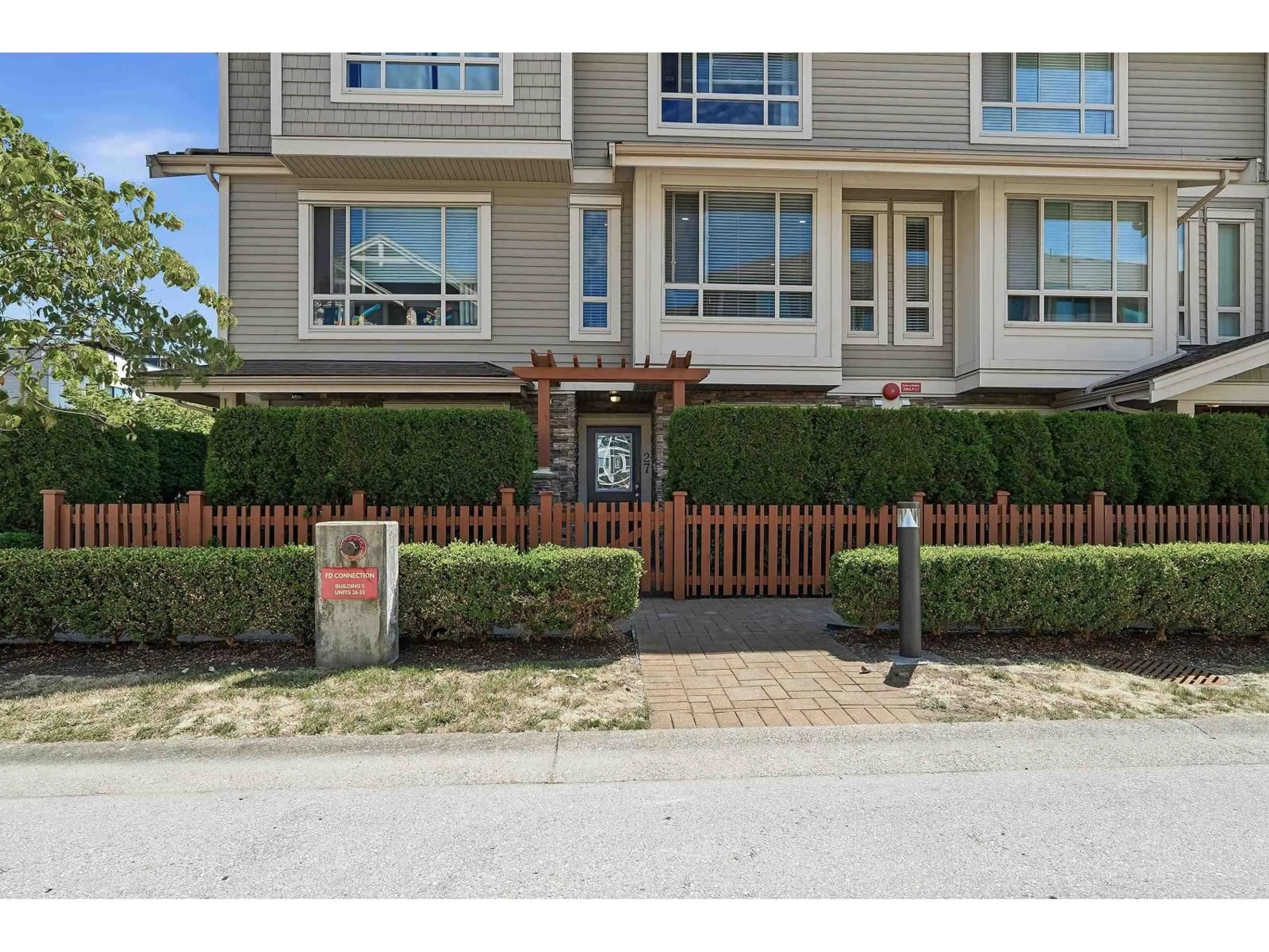Unknown for 27 - 19752 55A AVENUE, Langley British Columbia V3A3X2