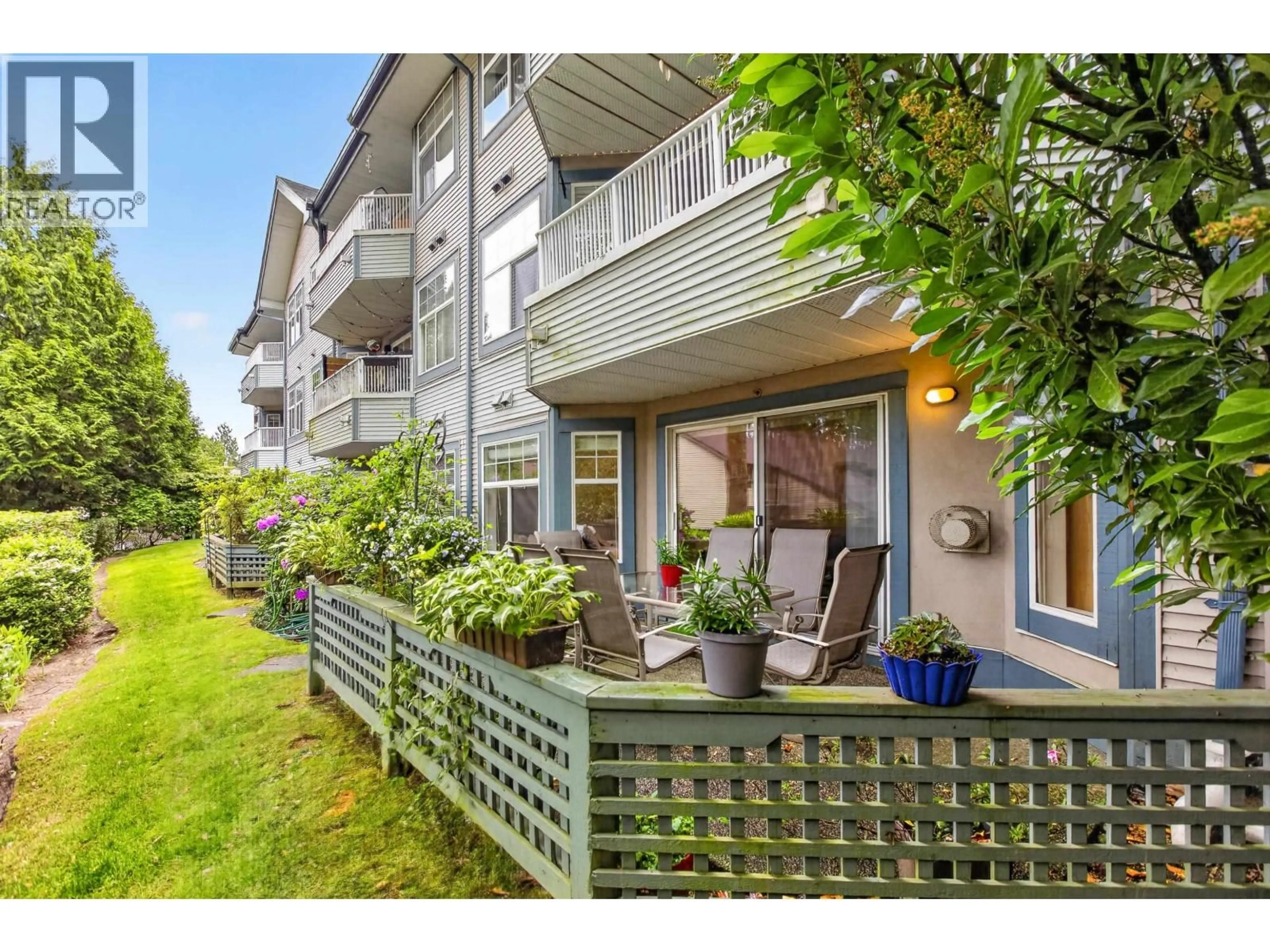 Patio, unknown for 103 - 11960 HARRIS ROAD, Pitt Meadows British Columbia V3Y2R1