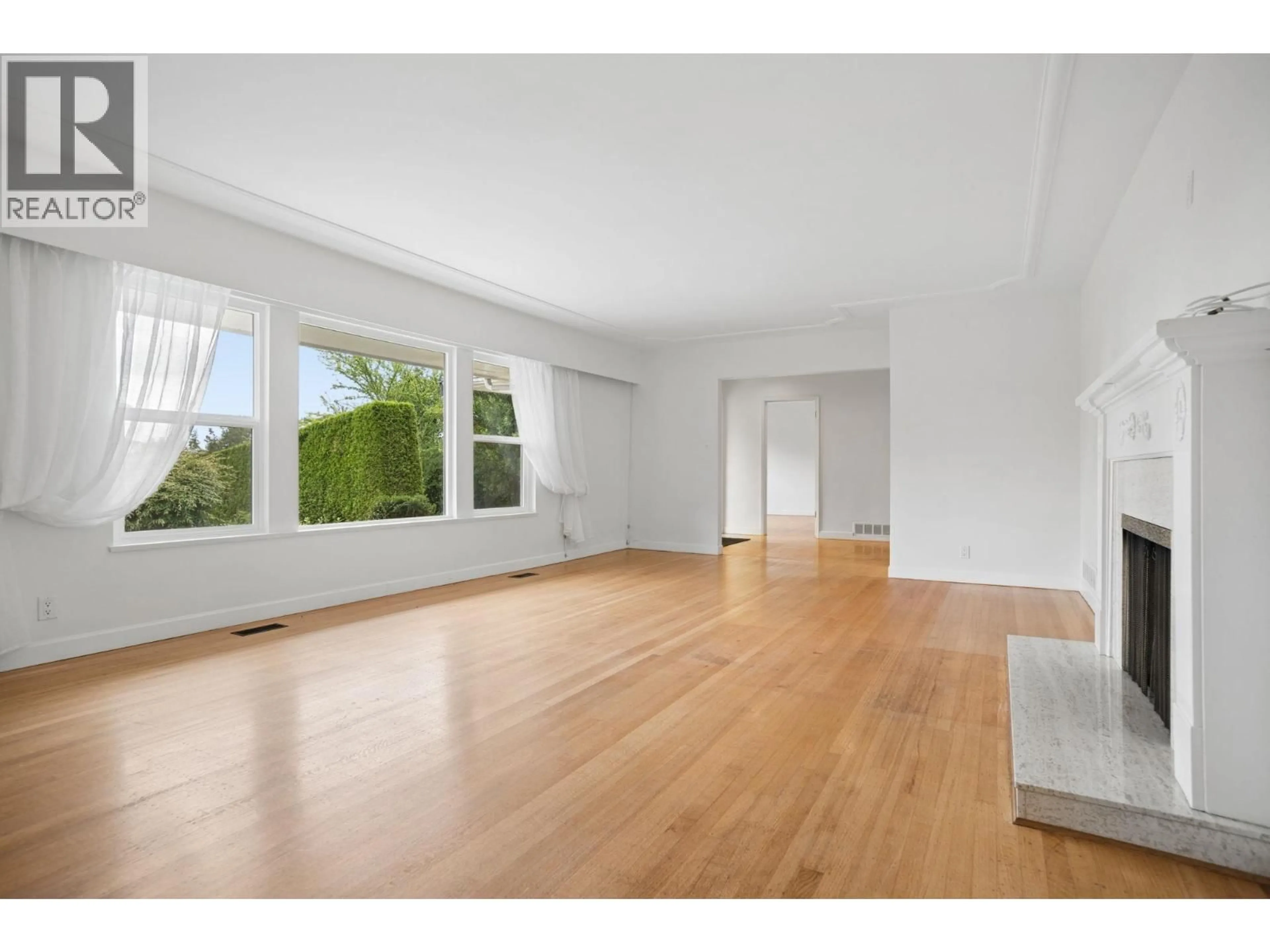 A pic of a room for 1211 CHARTWELL DRIVE, West Vancouver British Columbia V7S2R1