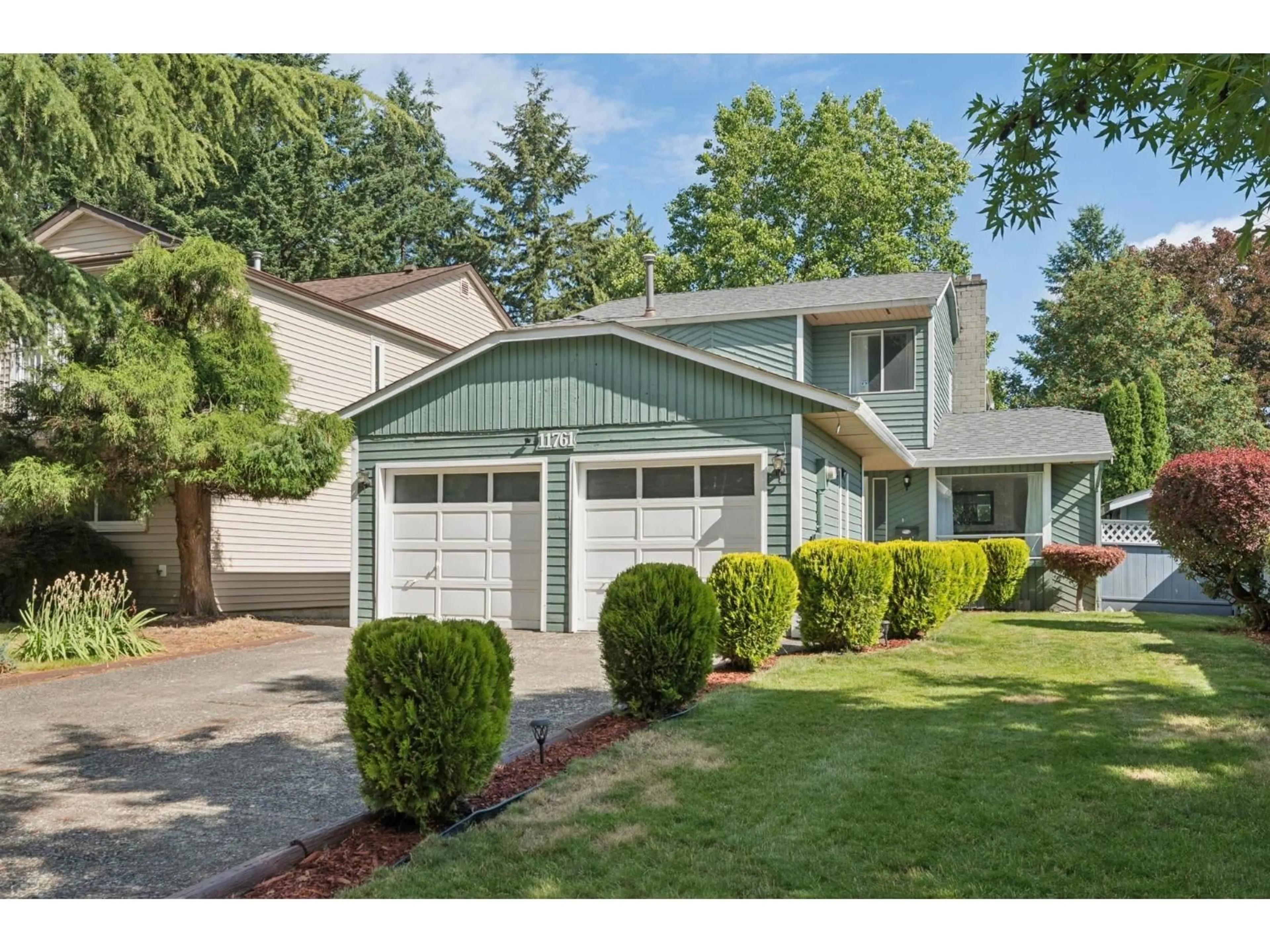 Home with vinyl exterior material, street for 11761 81A AVENUE, Delta British Columbia V4C7A5