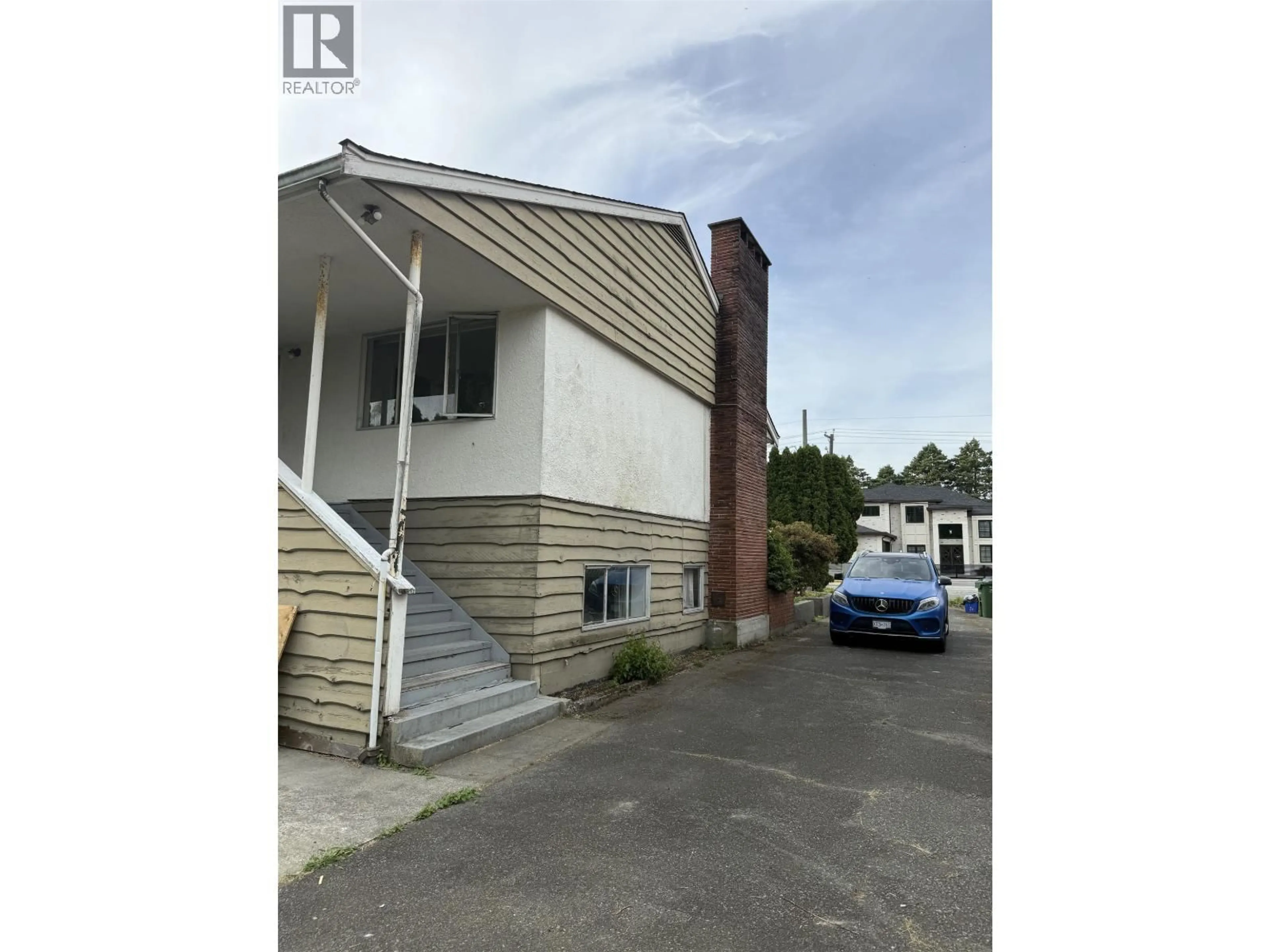 Parking for 11220 KING ROAD, Richmond British Columbia V7A3B4