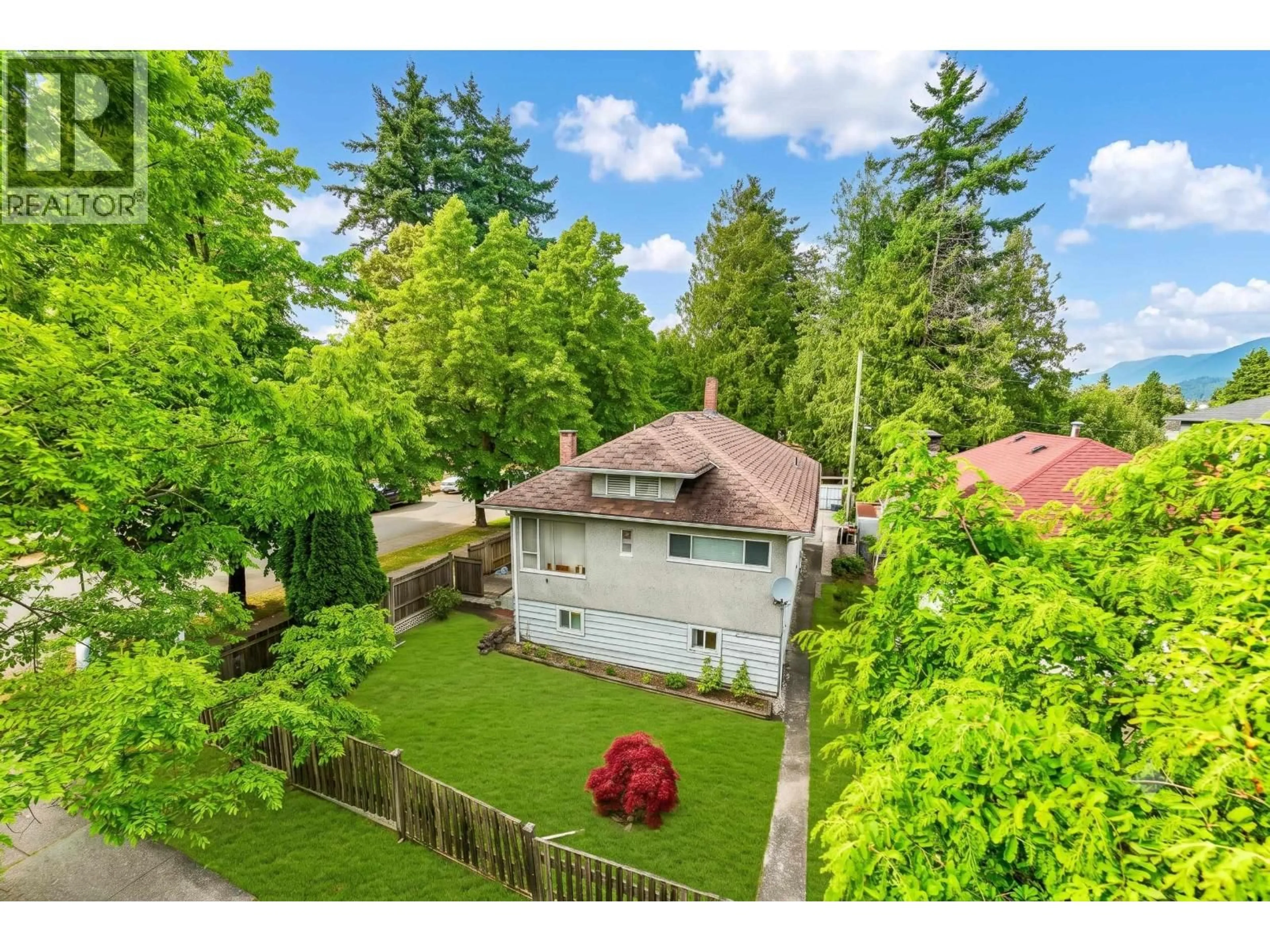 A pic from outside/outdoor area/front of a property/back of a property/a pic from drone, street for 1807 38TH AVENUE, Vancouver British Columbia V5P1G6