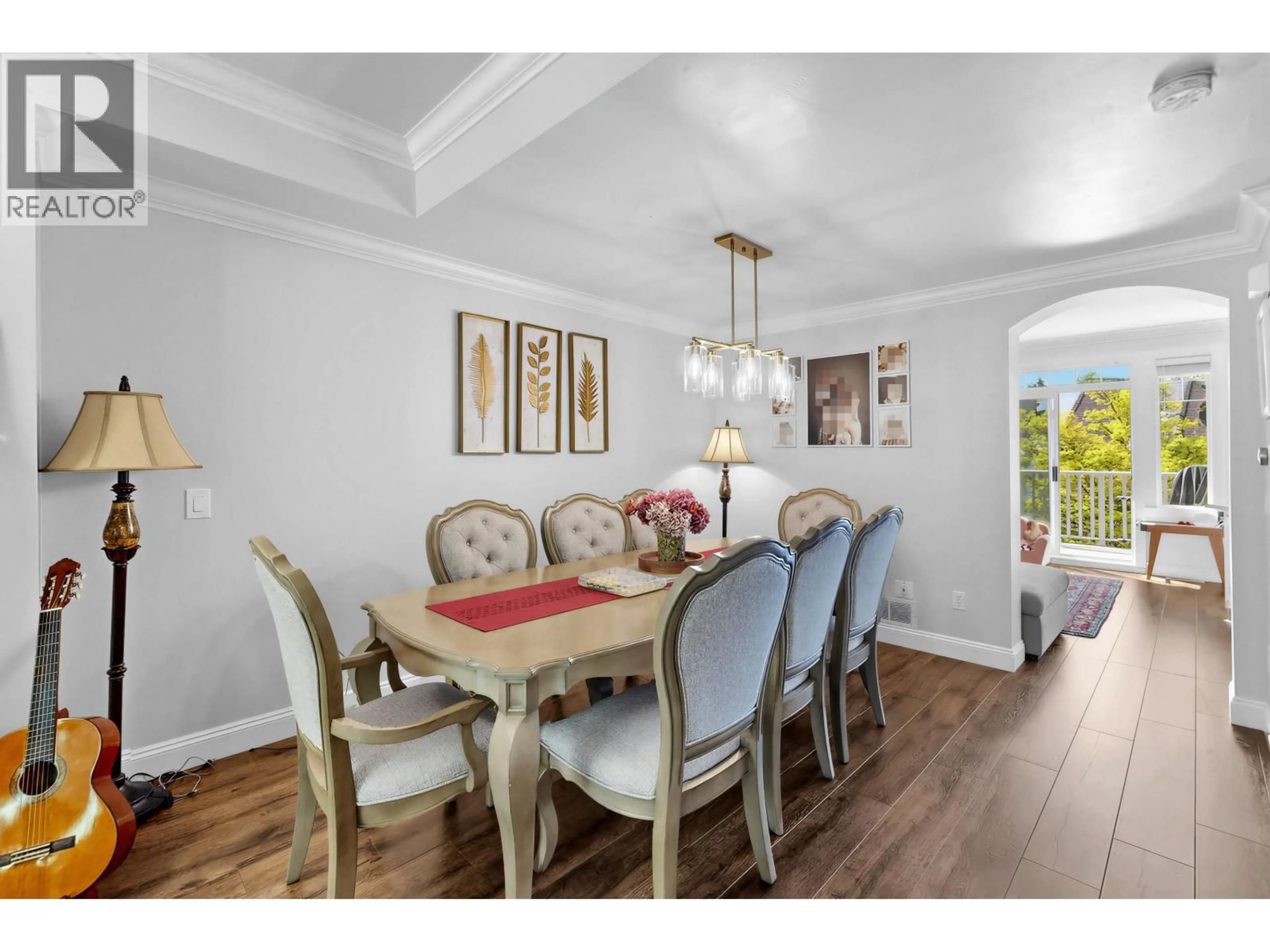 Dining room, wood/laminate floor for 18 - 7500 CUMBERLAND STREET, Burnaby British Columbia V3N4Z9