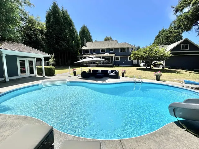 2836 COUNTRY WOODS DRIVE, Surrey 3