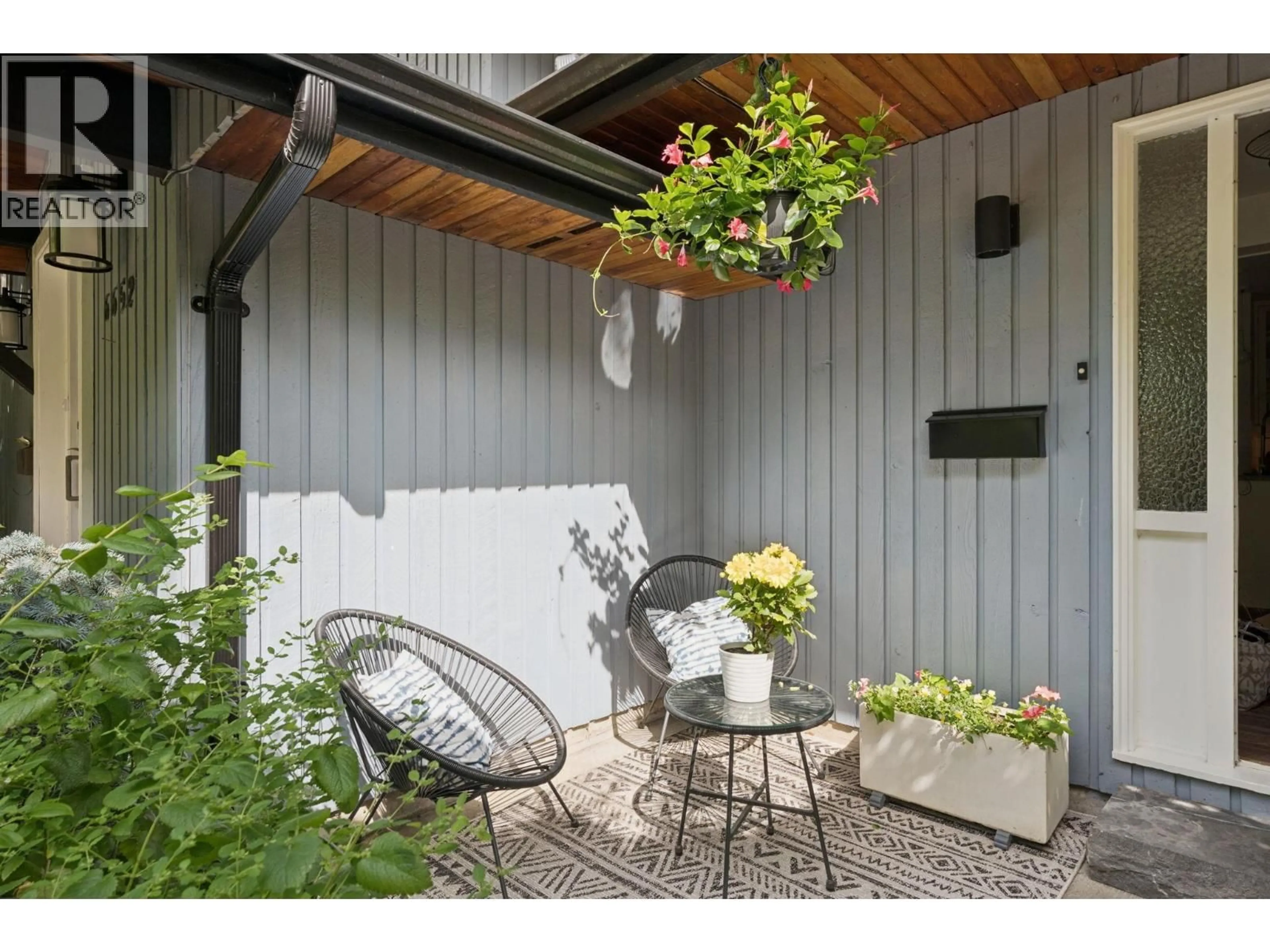 Patio, street for 6650 NELSON AVENUE, West Vancouver British Columbia V7W2B1
