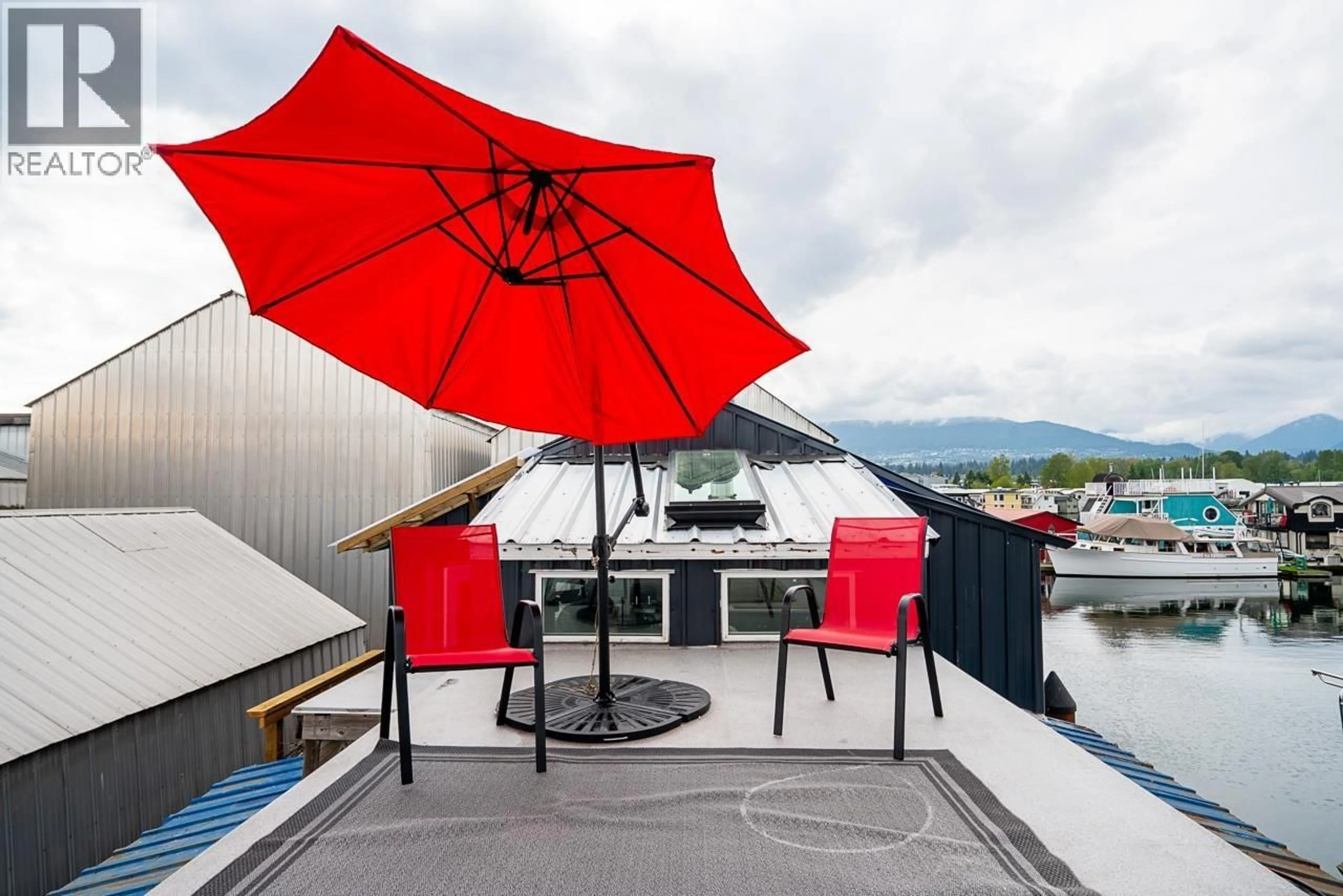 Patio, mountain view for A24 - 415 ESPLANADE, North Vancouver British Columbia V7M1A6