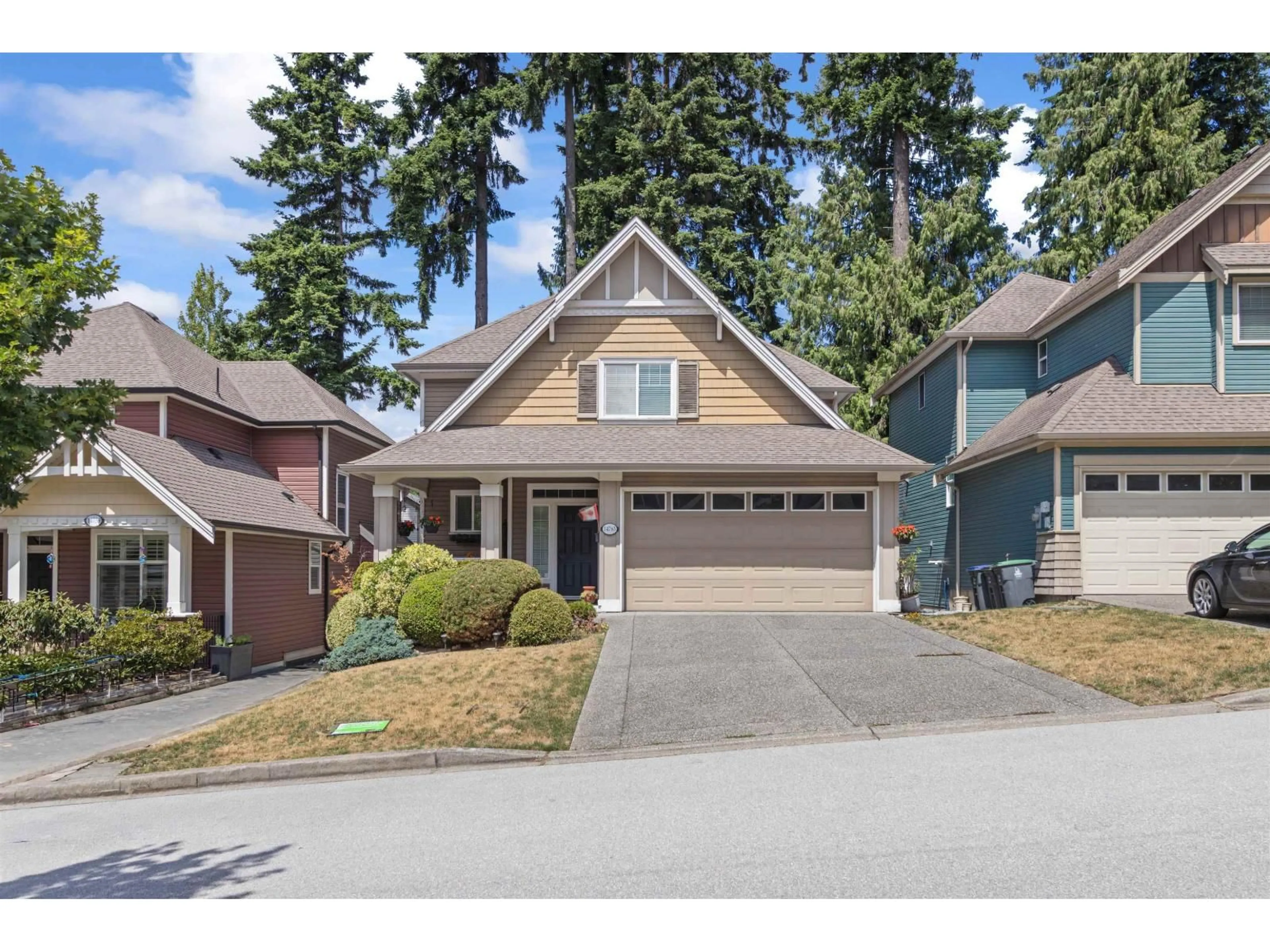 Home with vinyl exterior material, street for 14765 34 AVENUE, Surrey British Columbia V4P0B2