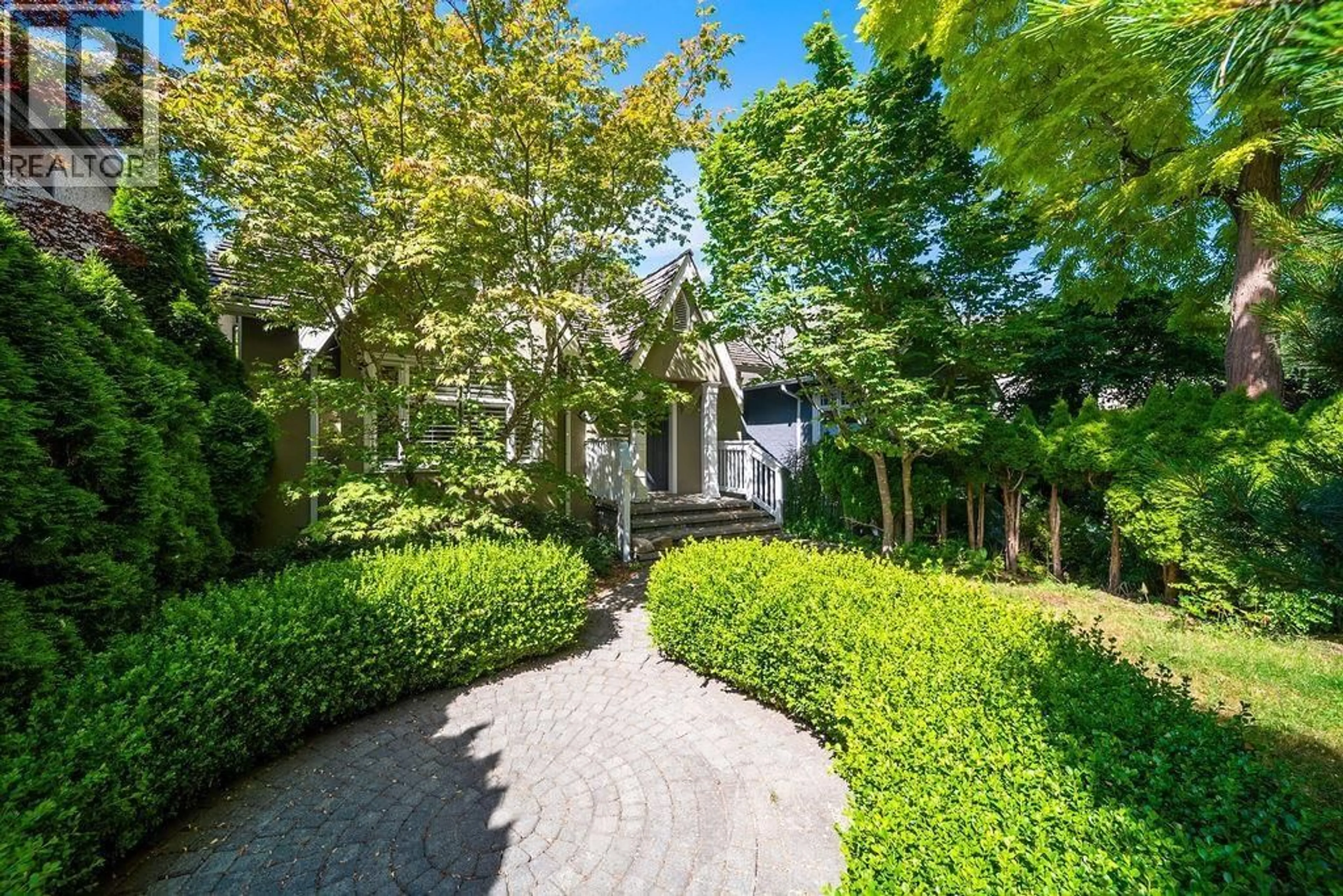 Unknown for 4549 12TH AVENUE, Vancouver British Columbia V6R2R4