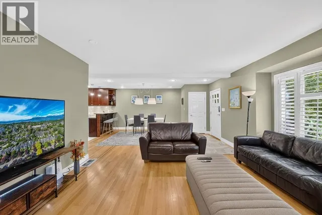 4549 12TH AVENUE, Vancouver 5
