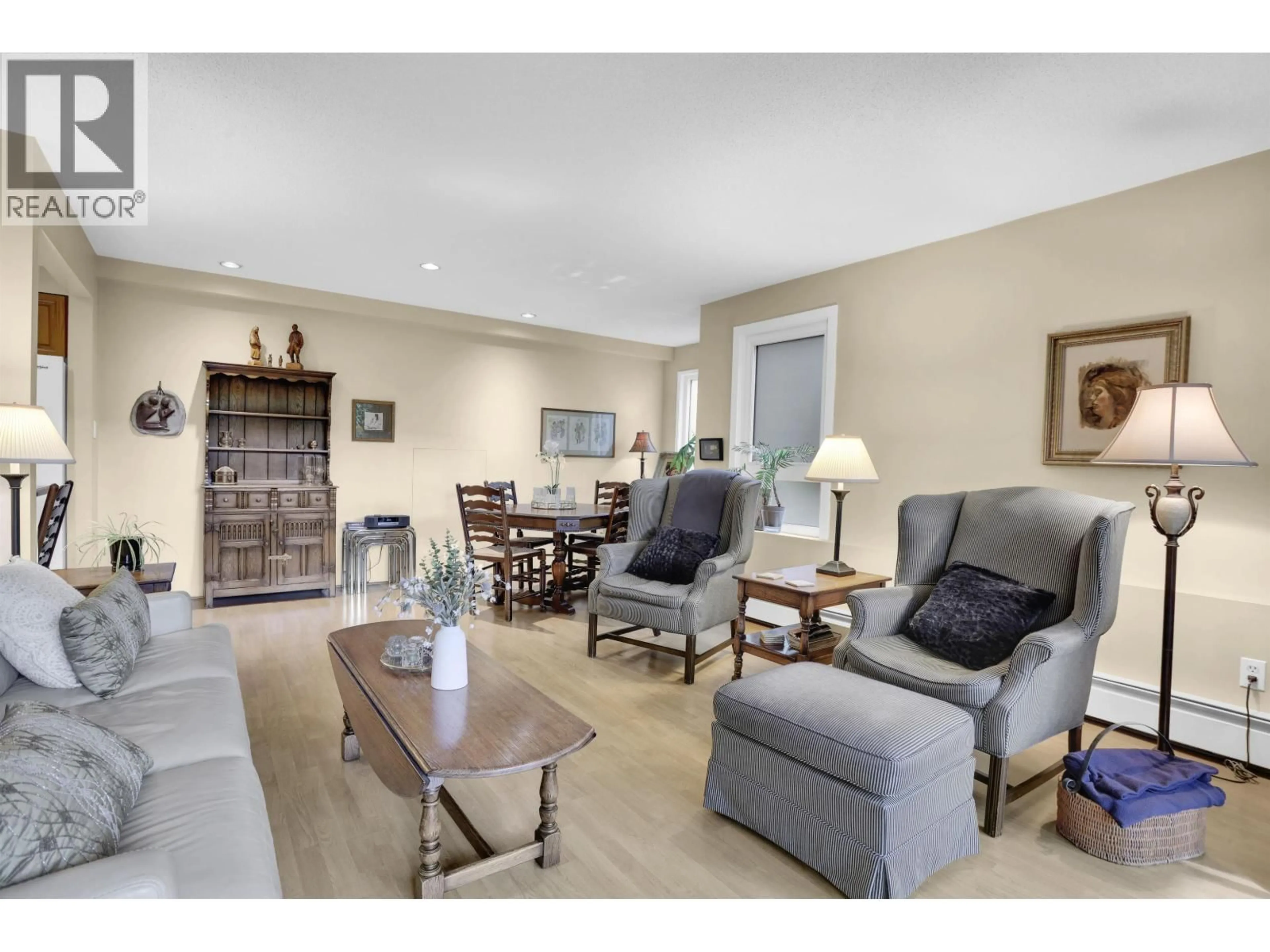 Living room with furniture, unknown for 104 - 1424 WALNUT STREET, Vancouver British Columbia V6J3R3