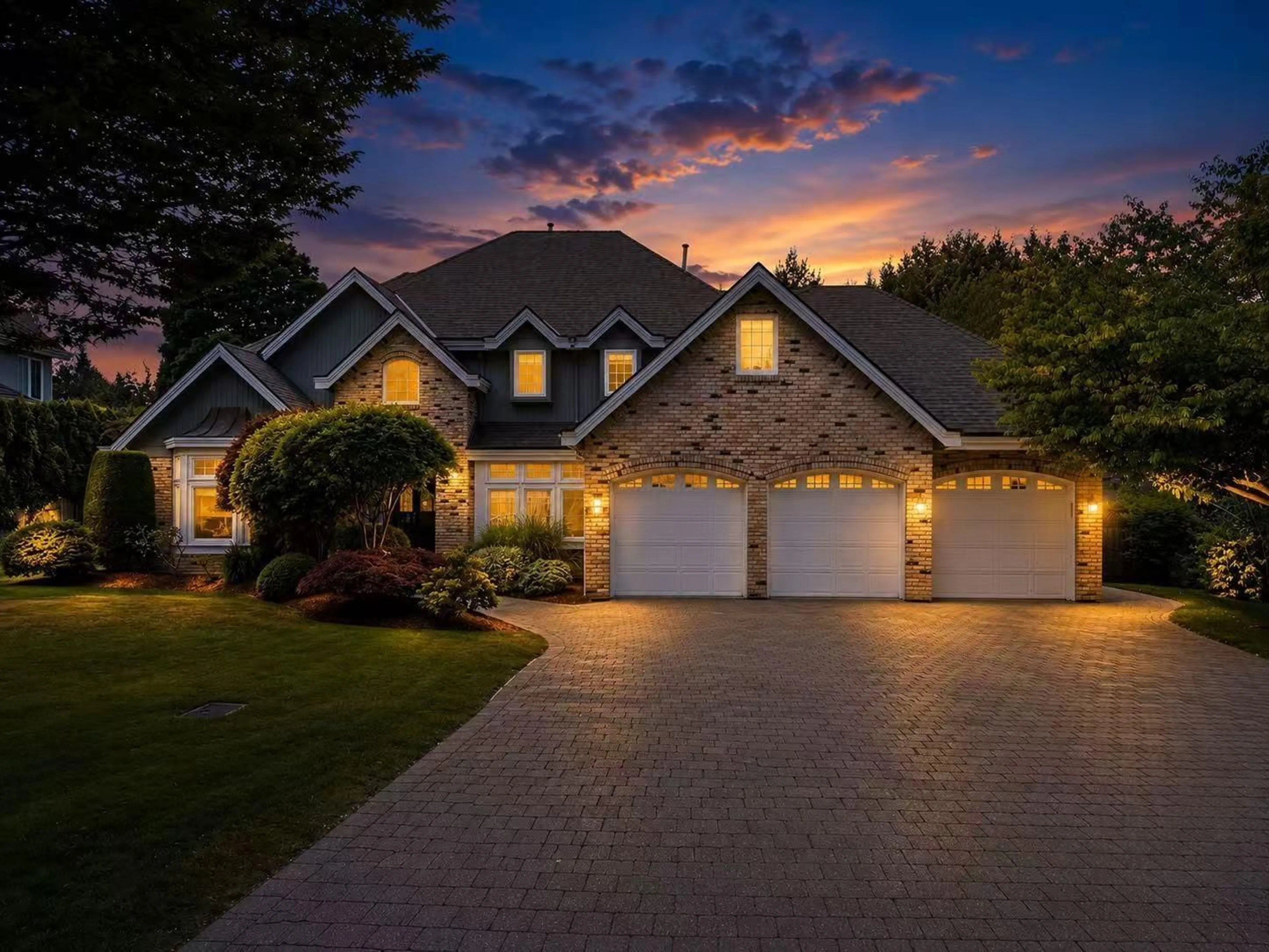 Home with brick exterior material, street for 2543 138 STREET, Surrey British Columbia V4P2M1