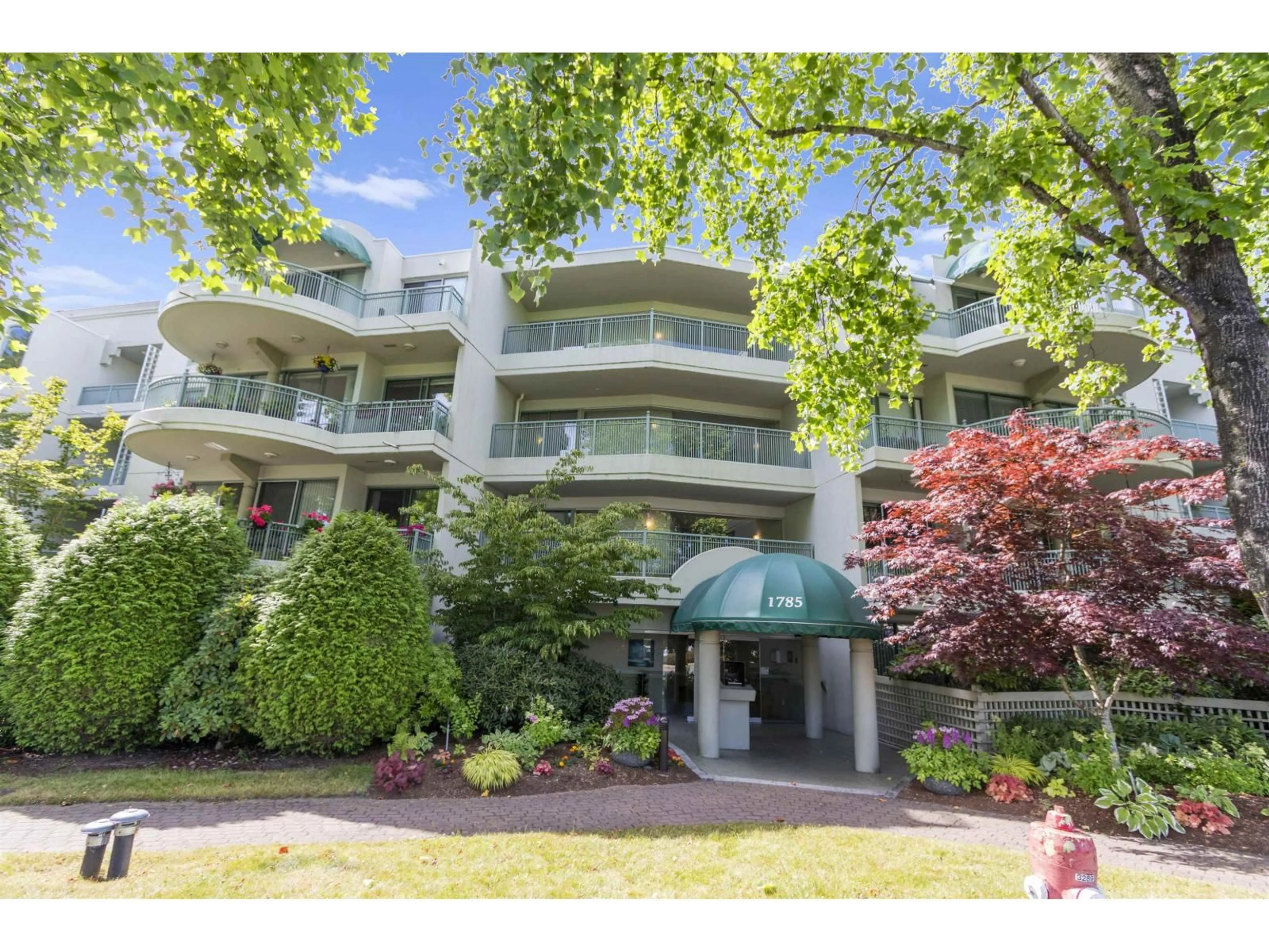 Unknown for 112 - 1785 MARTIN DRIVE, Surrey British Columbia V4A9T5