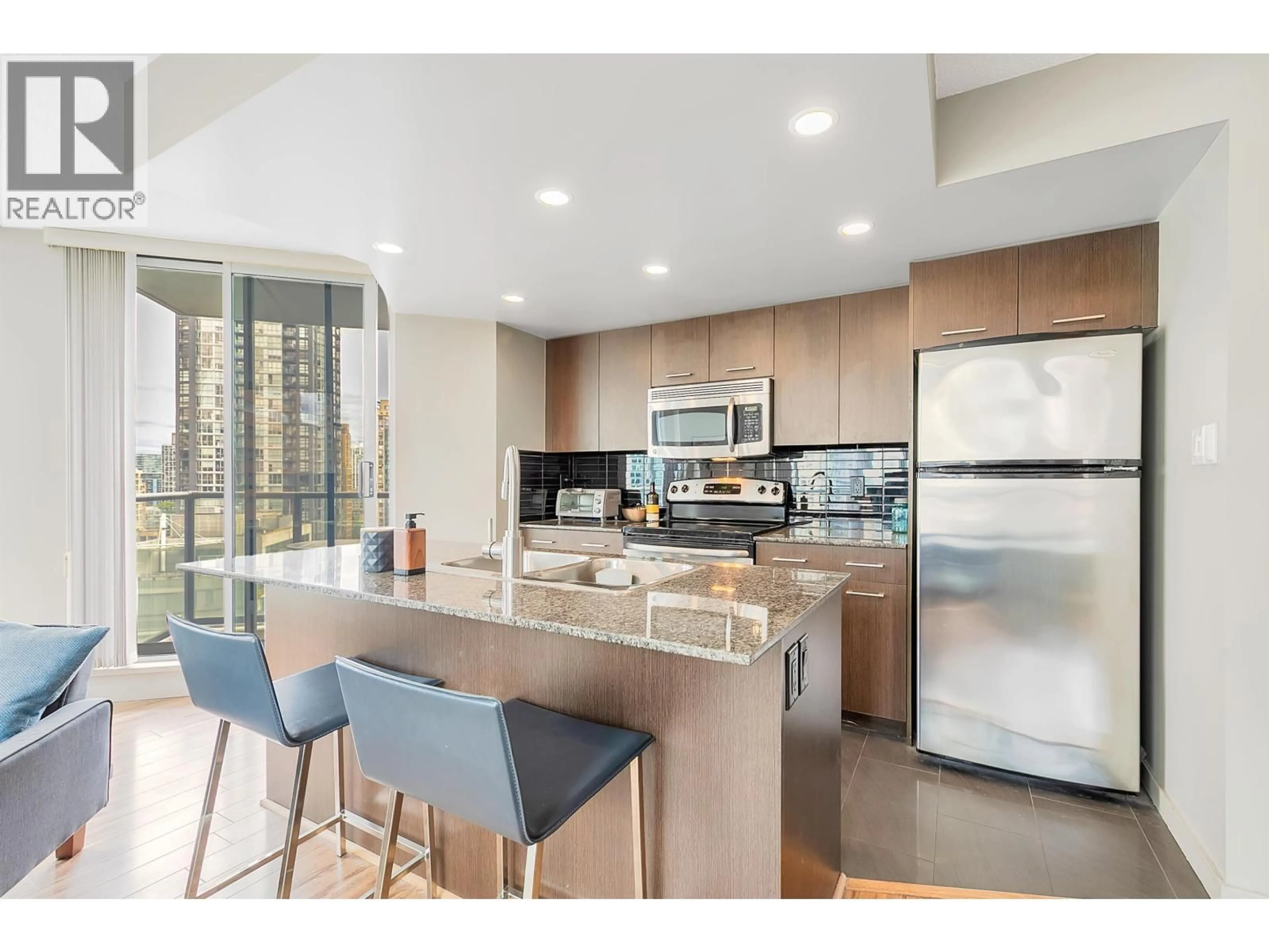 Open concept kitchen, unknown for 1102 - 1212 HOWE STREET, Vancouver British Columbia V6Z2M9