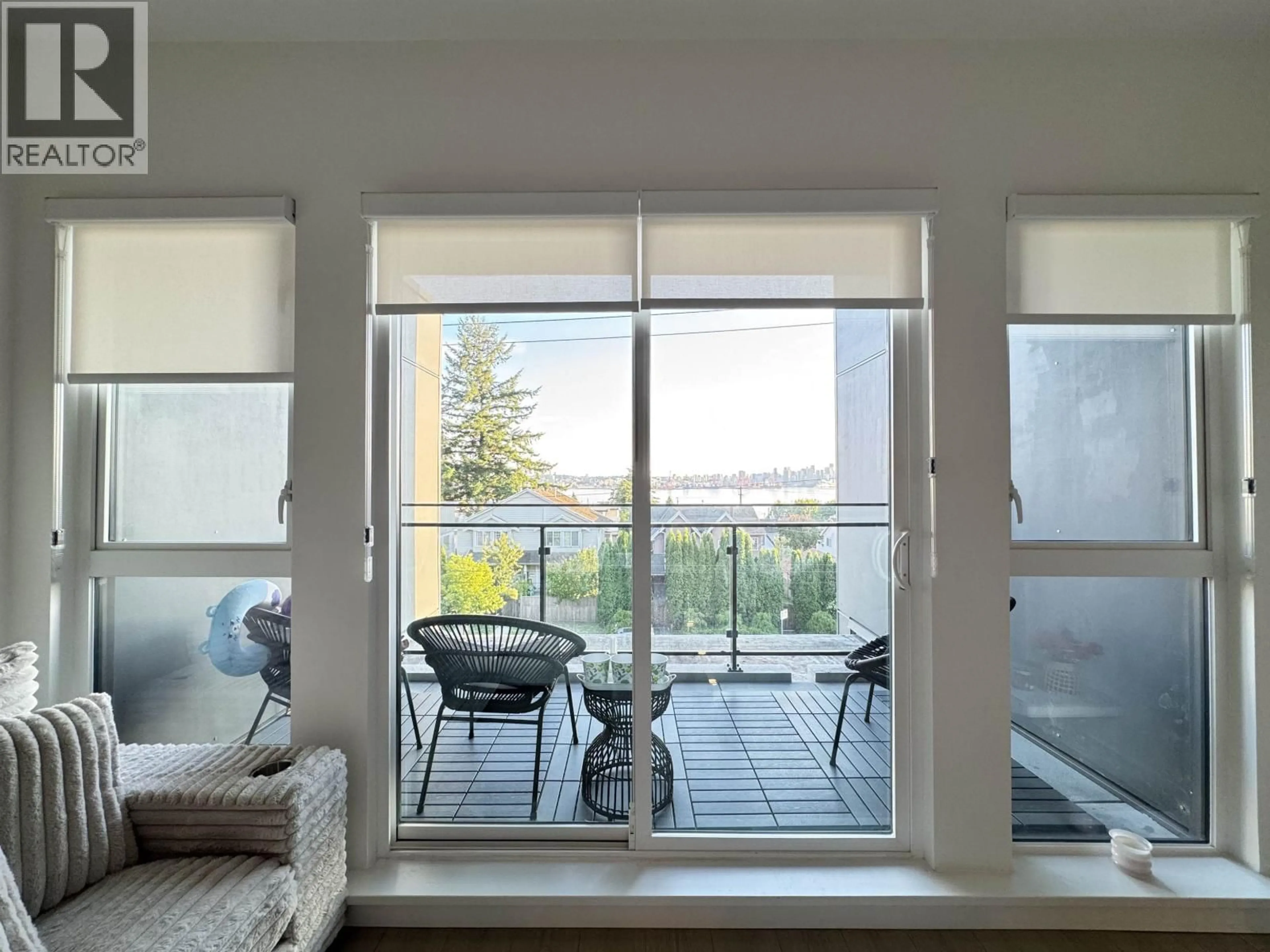 Unknown for 309 - 422 3RD STREET, North Vancouver British Columbia V7L0K1