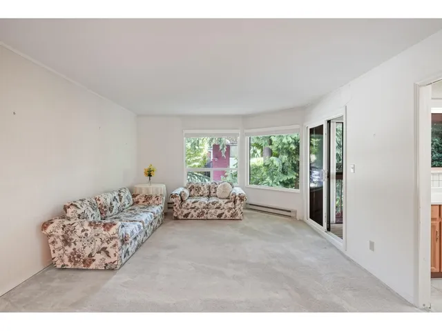 405 - 1350 VIDAL STREET, White Rock 3
