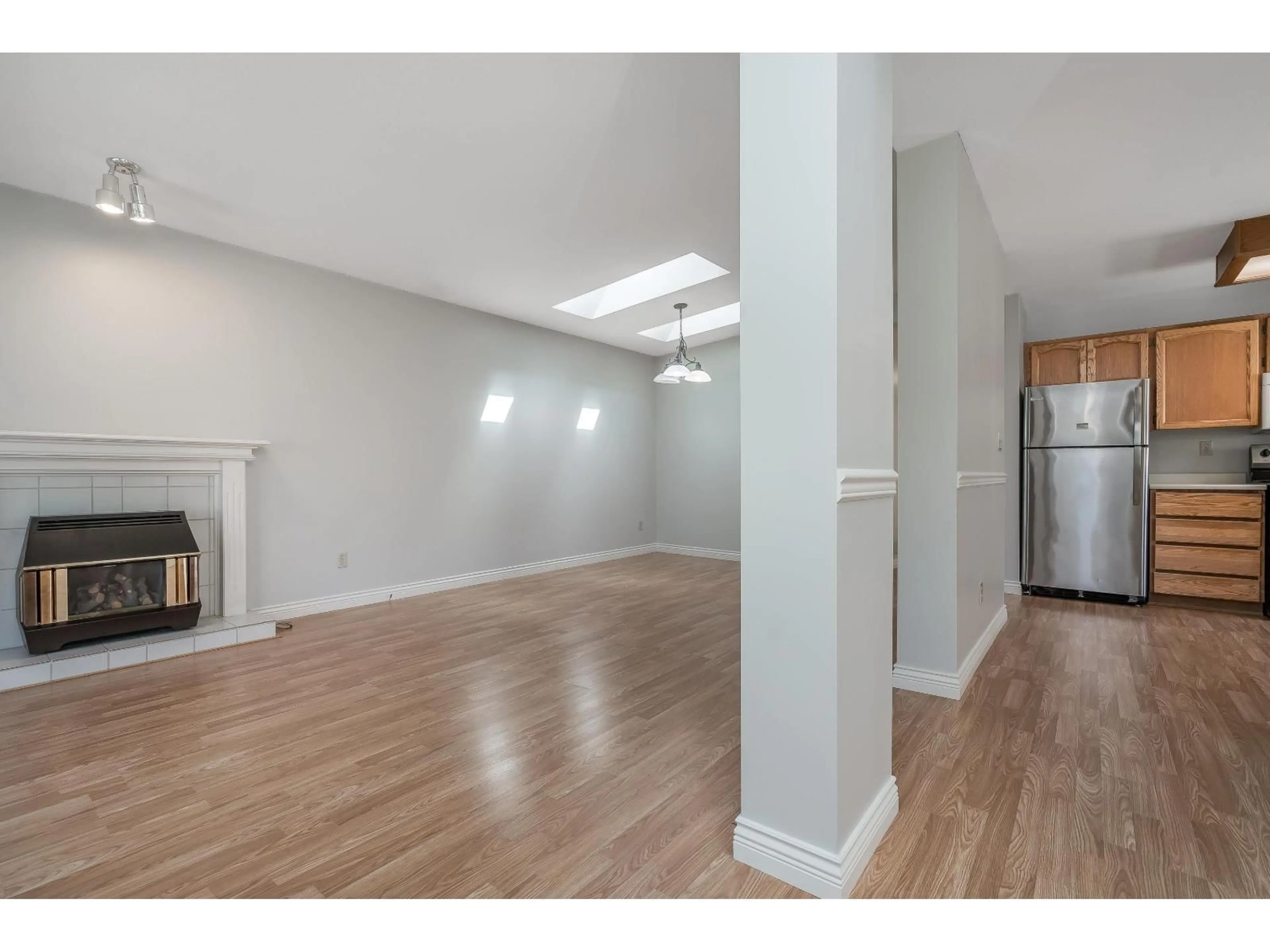 A pic of a room for 56 - 1400 164 STREET, Surrey British Columbia V4A8V7