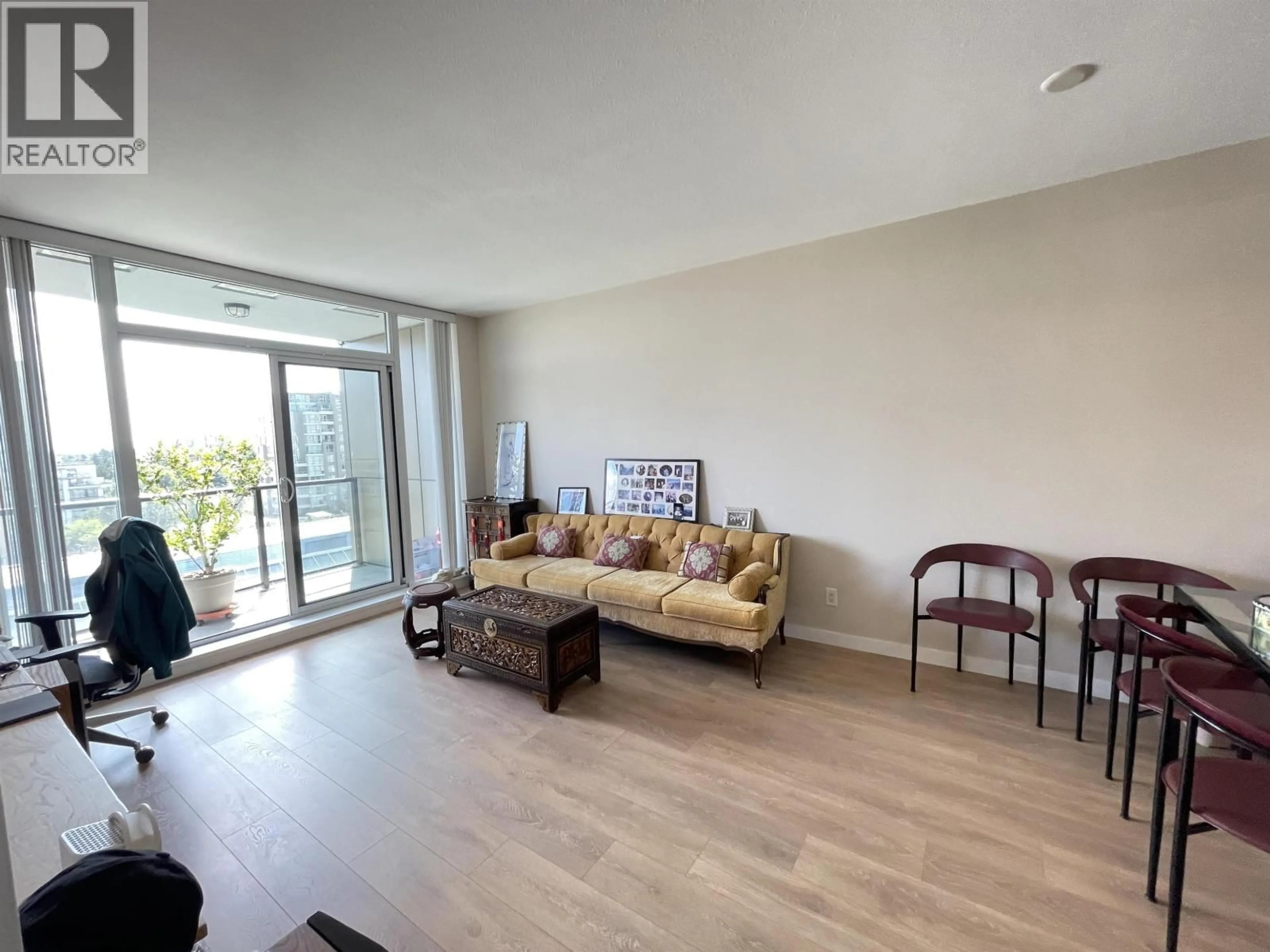 Living room with furniture, unknown for 903 - 6133 BUSWELL STREET, Richmond British Columbia V6Y0B2