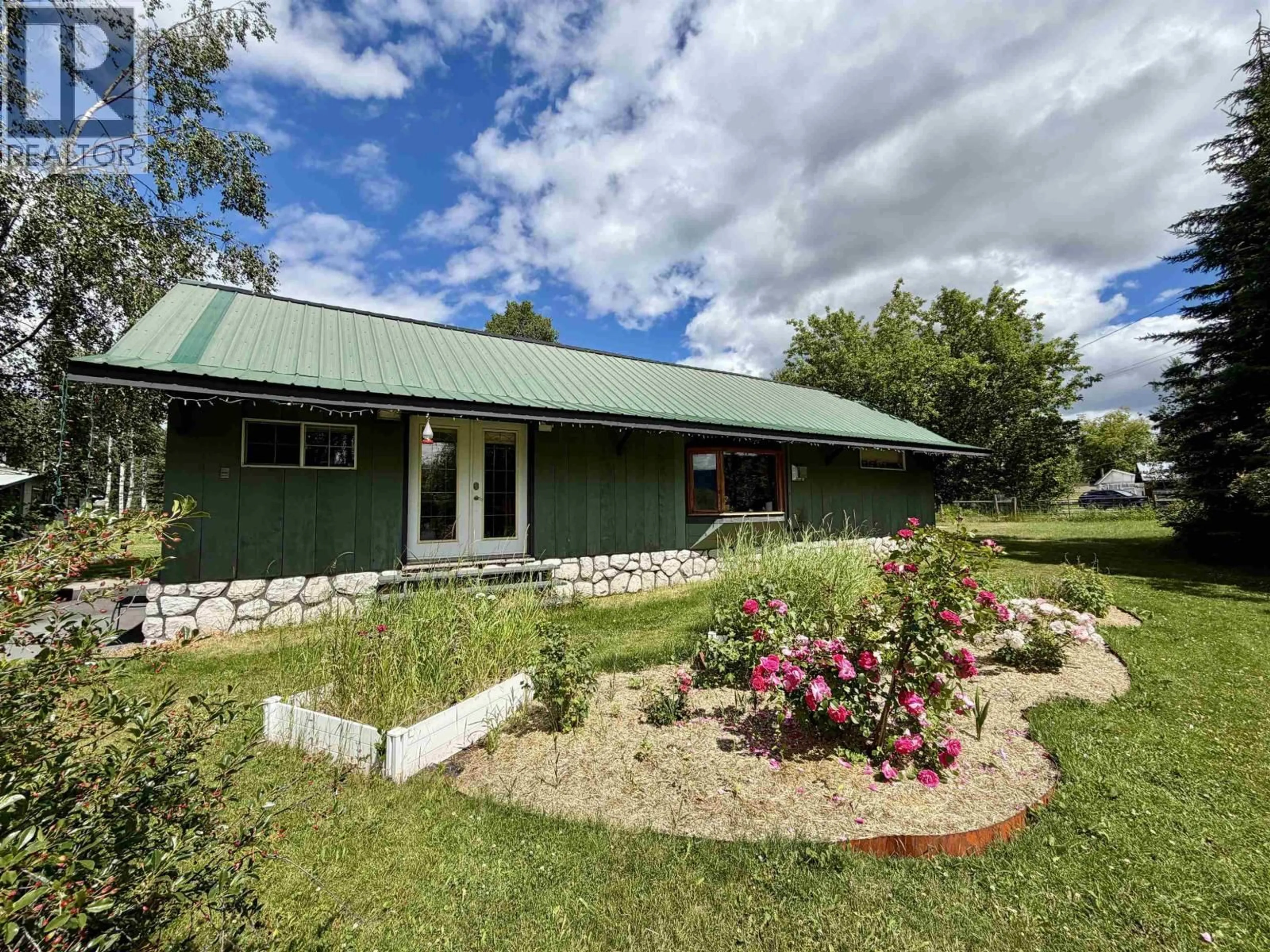 A pic from outside/outdoor area/front of a property/back of a property/a pic from drone, unknown for 561 6TH AVENUE, Fort Fraser British Columbia V0J1N0