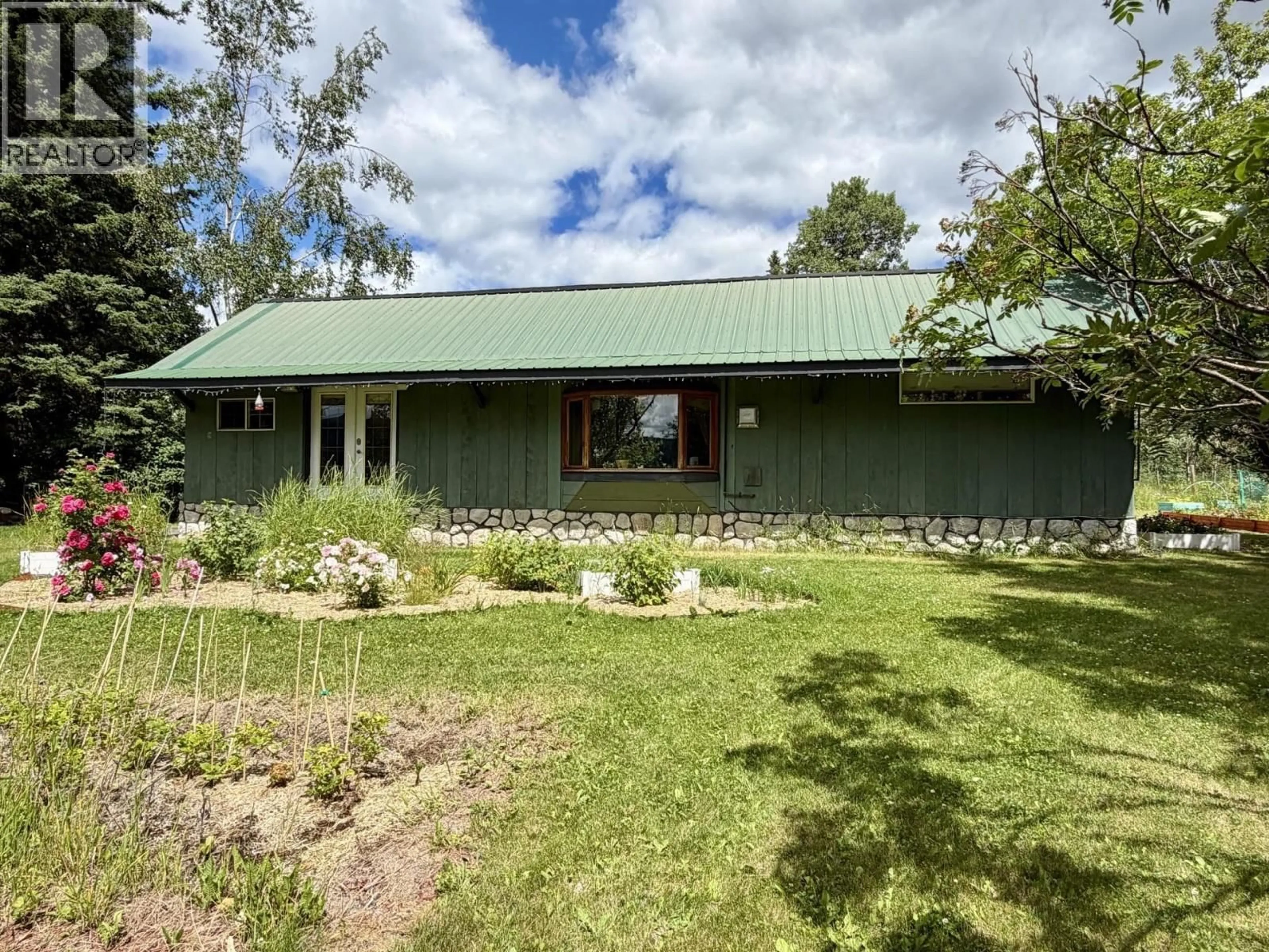 A pic from outside/outdoor area/front of a property/back of a property/a pic from drone, unknown for 561 6TH AVENUE, Fort Fraser British Columbia V0J1N0