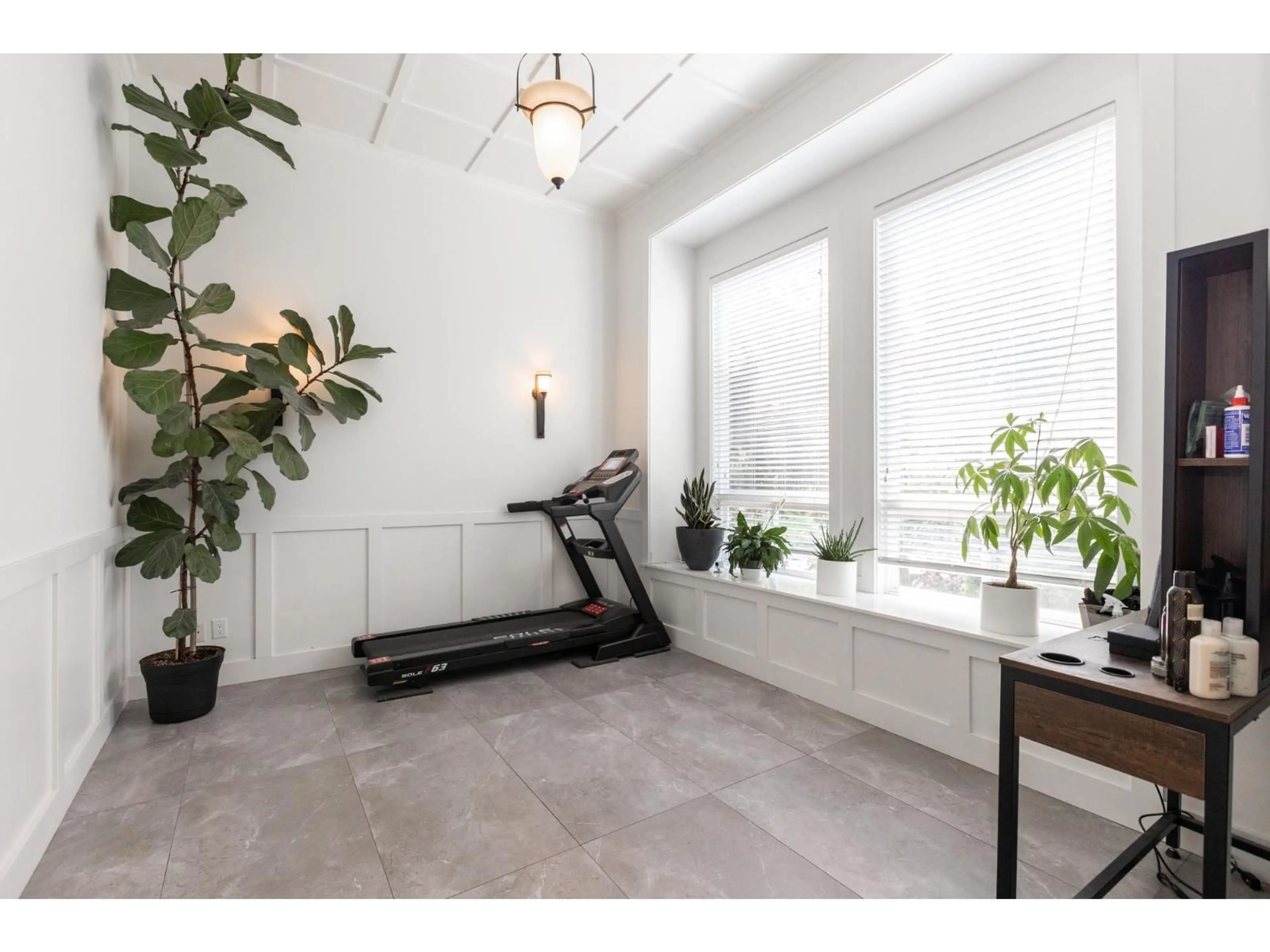 Unknown for 16455 92A AVENUE, Surrey British Columbia V4N5N1