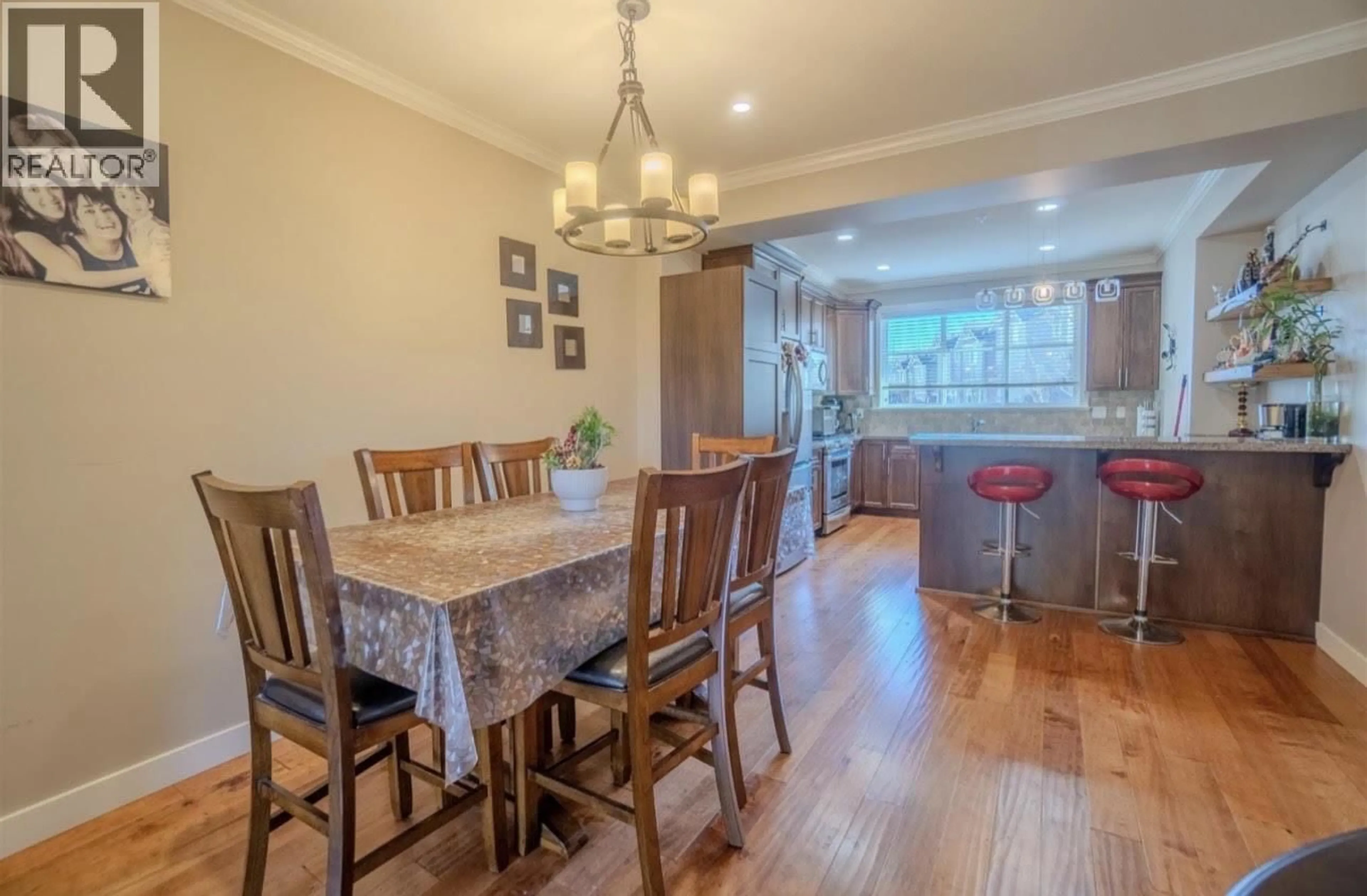 Dining room, wood/laminate floor for 80 - 11252 COTTONWOOD DRIVE, Maple Ridge British Columbia V2X9B1