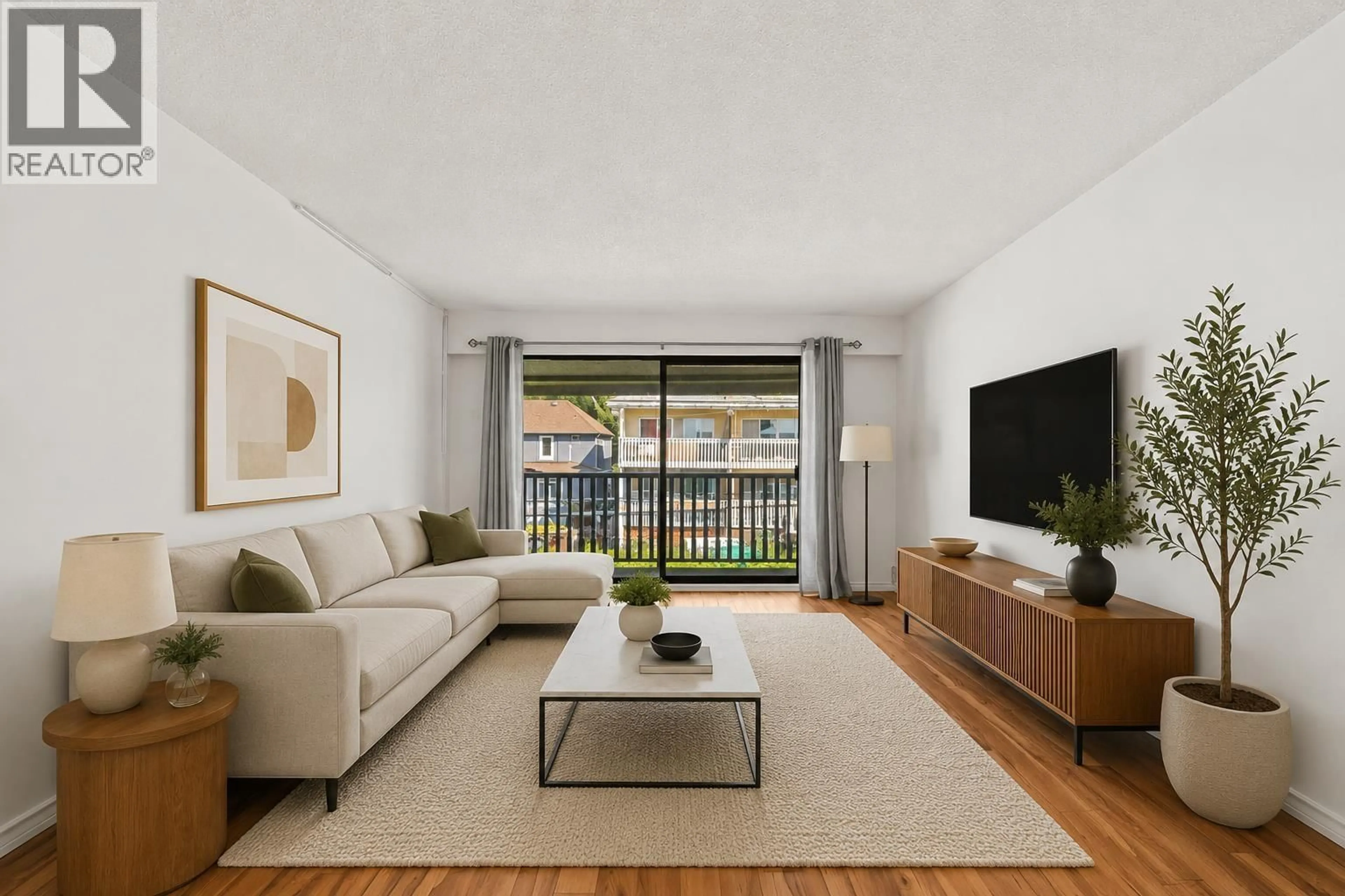 Living room with furniture, unknown for 315 - 310 3RD STREET, North Vancouver British Columbia V7M1G4