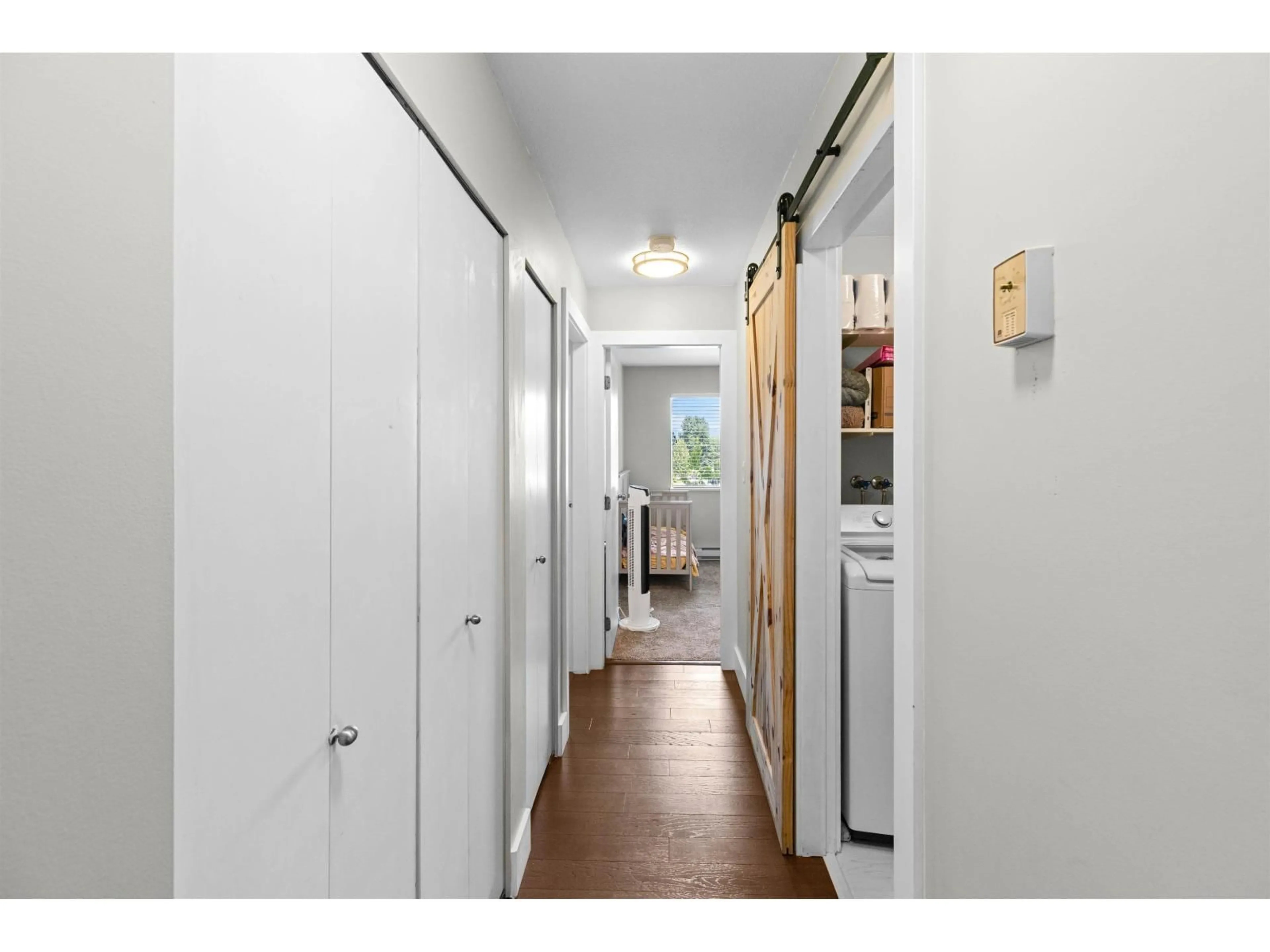 Indoor entryway for 205 - 1755 SALTON ROAD, Abbotsford British Columbia V2S7C5