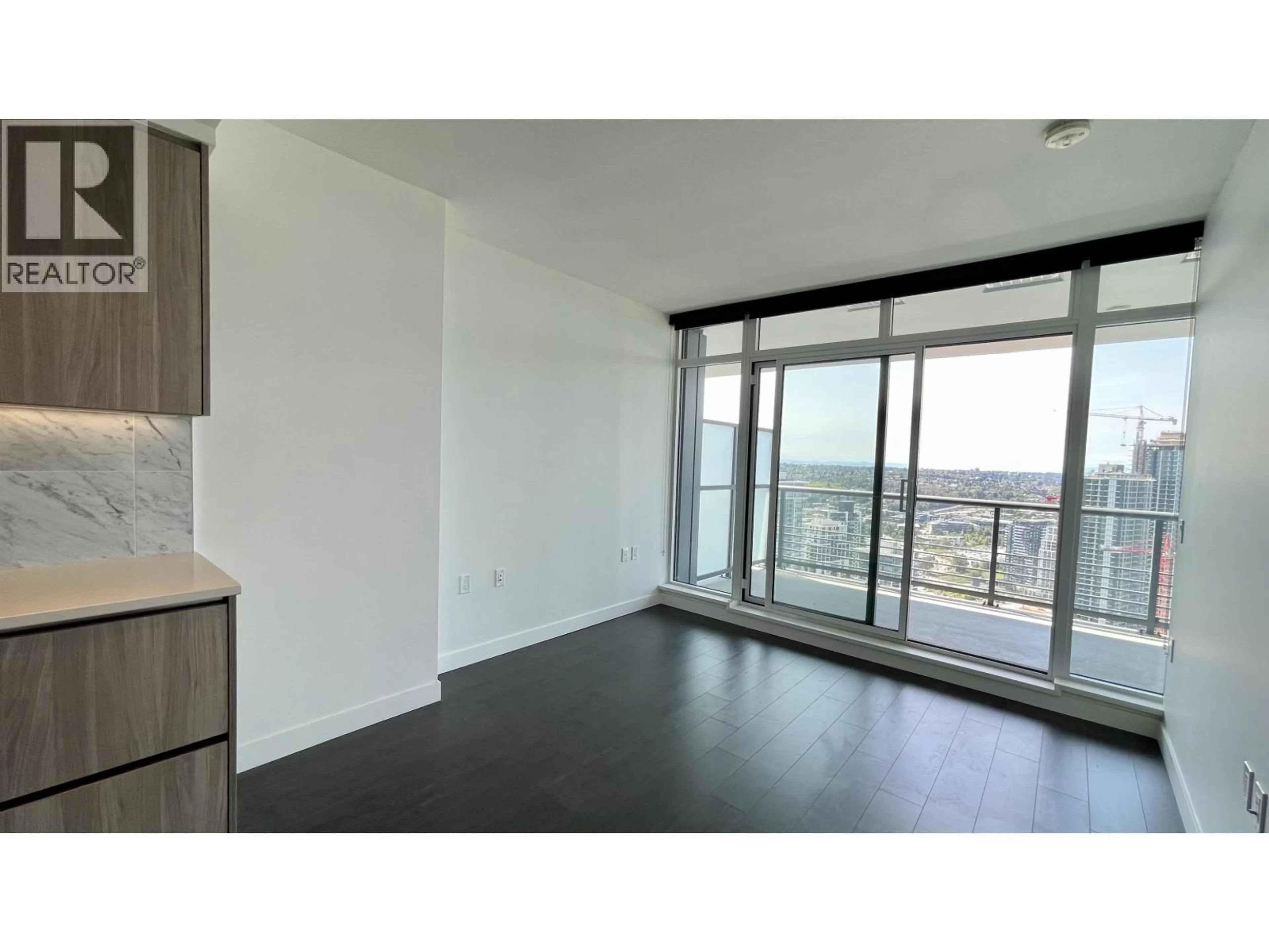 A pic of a room for 3801 - 4720 LOUGHEED HIGHWAY, Burnaby British Columbia V5C0M8