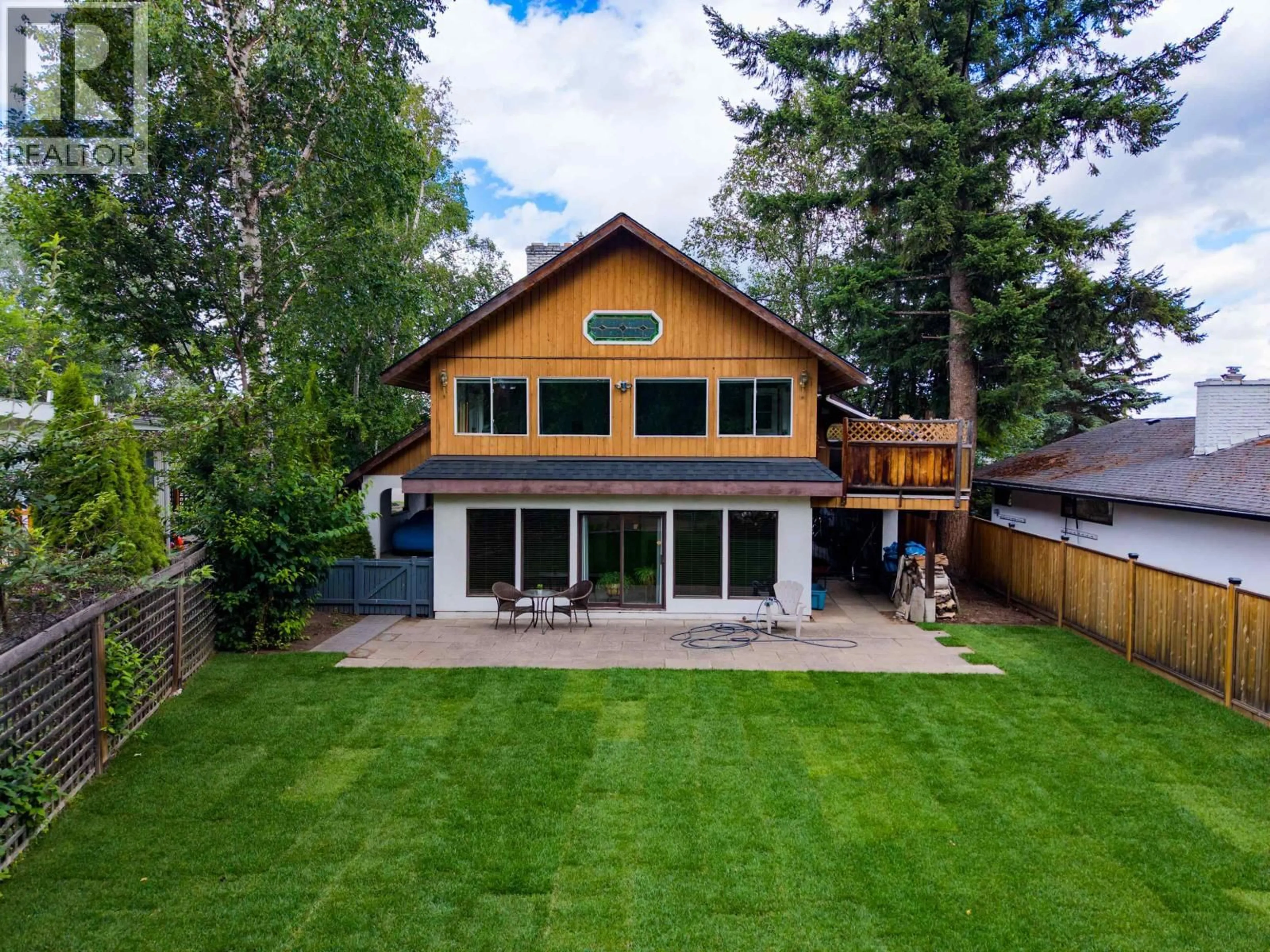 A pic from outside/outdoor area/front of a property/back of a property/a pic from drone, mountain view for 1625 GILLETT STREET, Prince George British Columbia V2M2V5