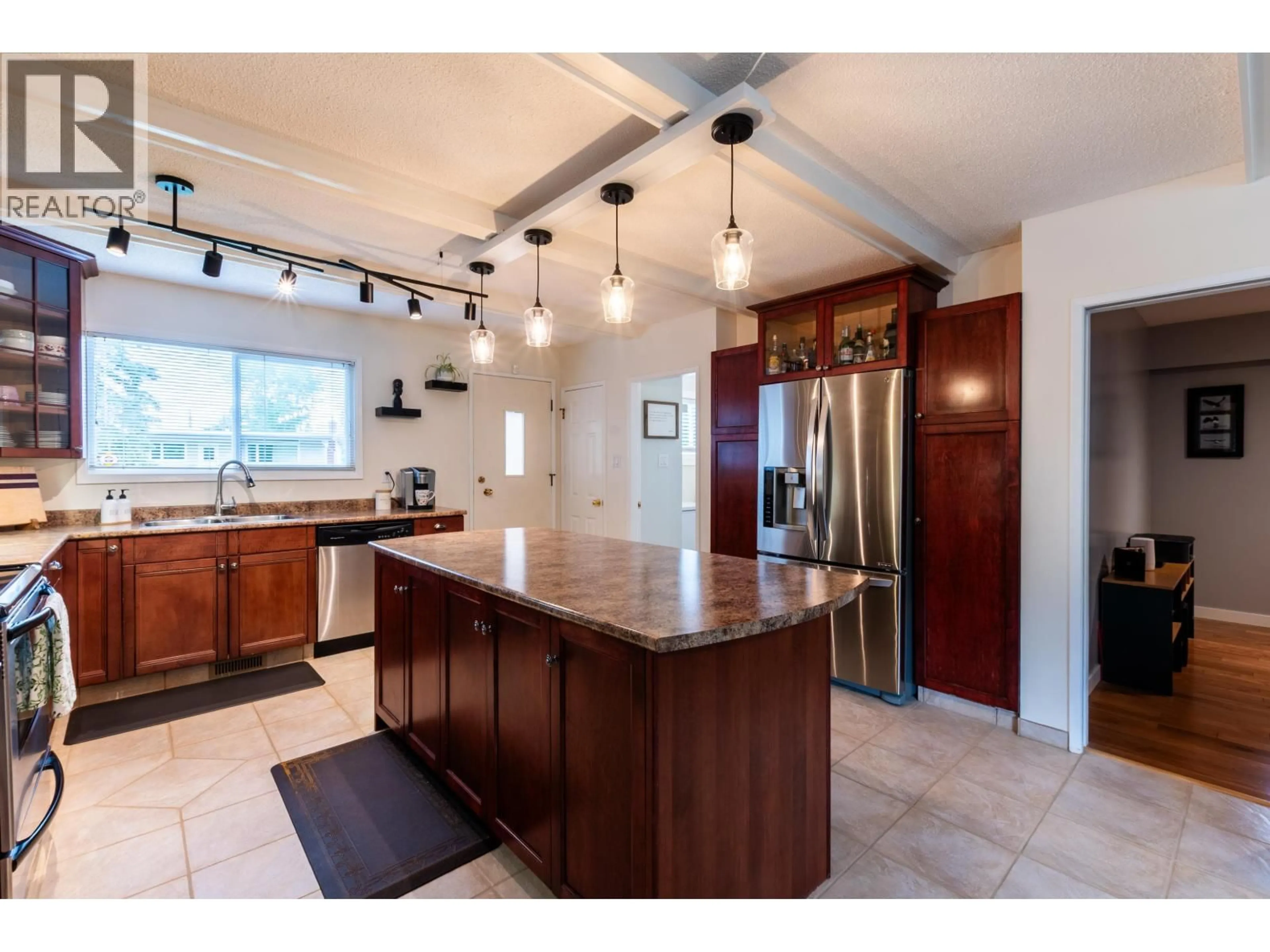 Open concept kitchen, ceramic/tile floor for 1625 GILLETT STREET, Prince George British Columbia V2M2V5