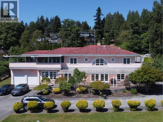 4828 MARINE DRIVE, Burnaby 3
