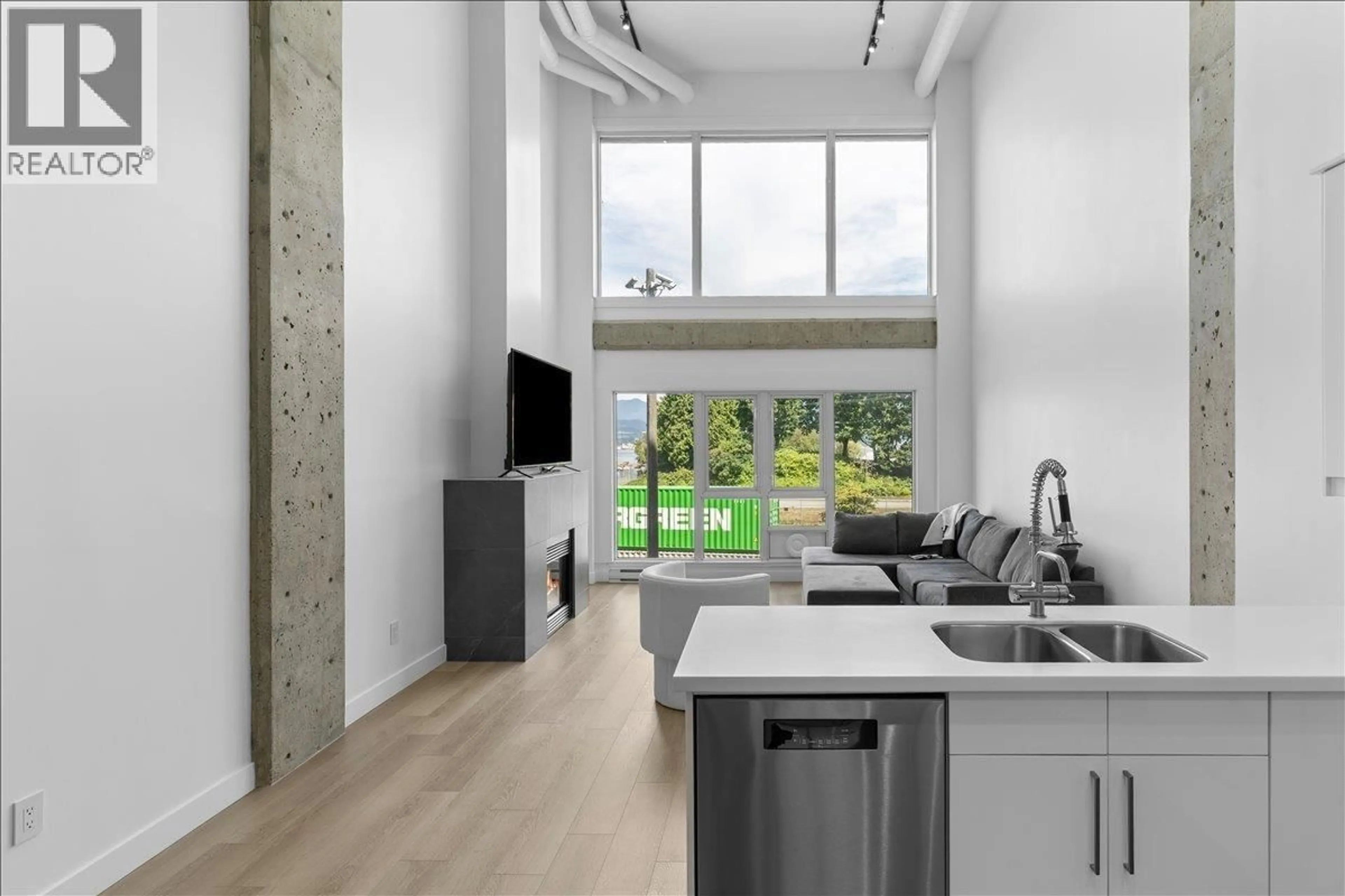 Open concept kitchen, unknown for 309 - 27 ALEXANDER STREET, Vancouver British Columbia V6A1B2