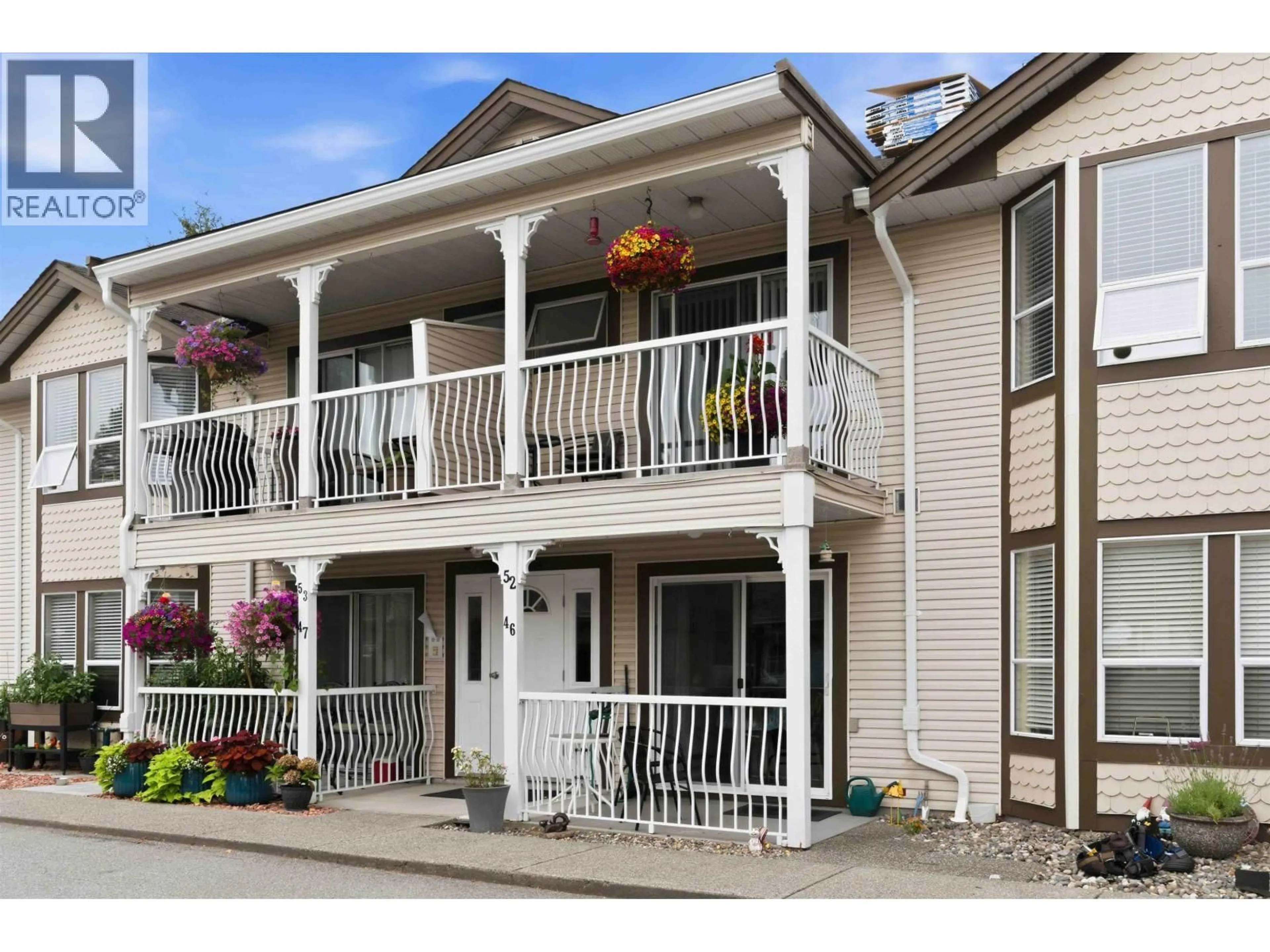 Patio, street for 46 - 20554 118 AVENUE, Maple Ridge British Columbia V2X0S3