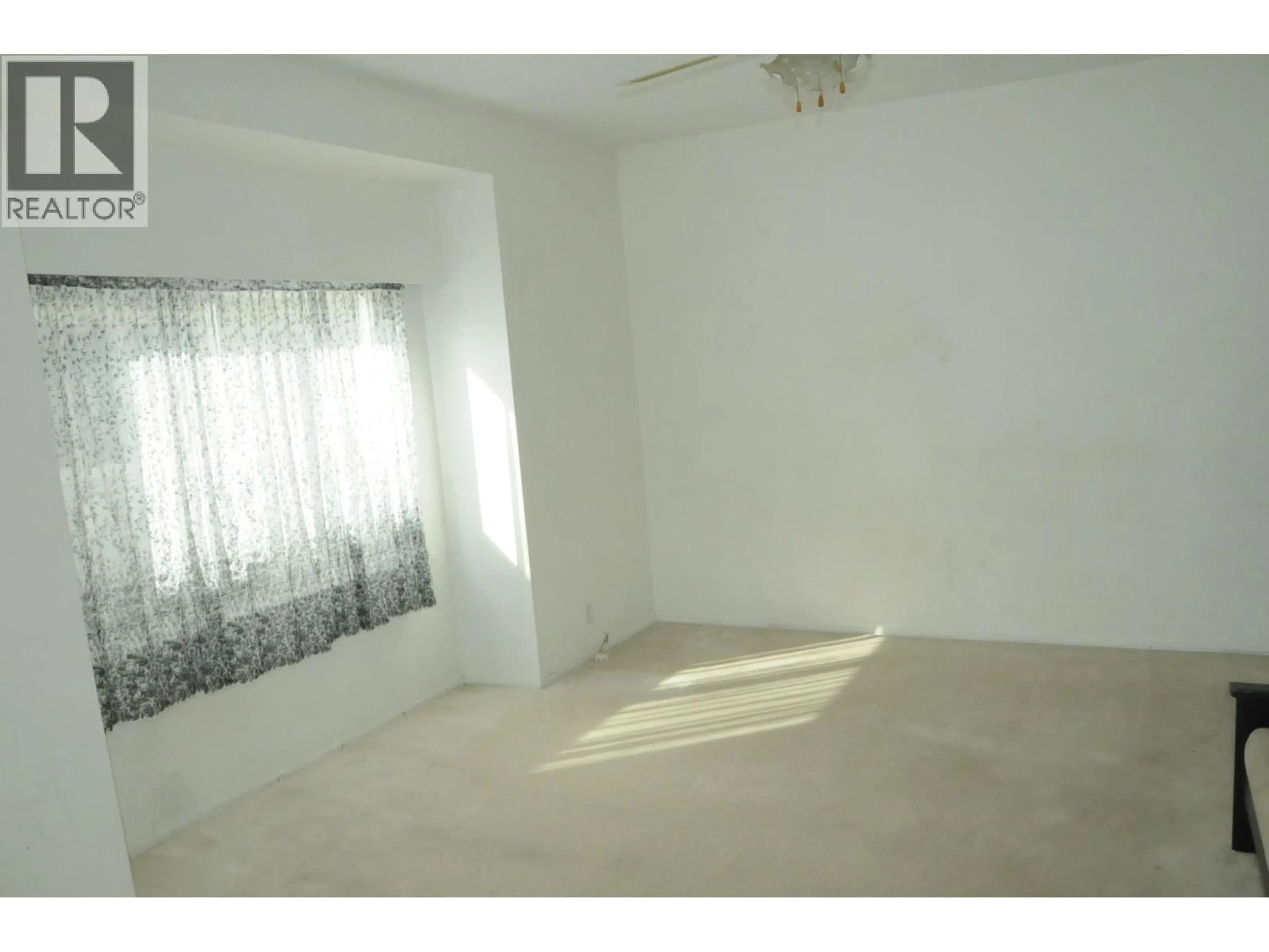 A pic of a room for 7697 HILDA STREET, Burnaby British Columbia V3N3H6