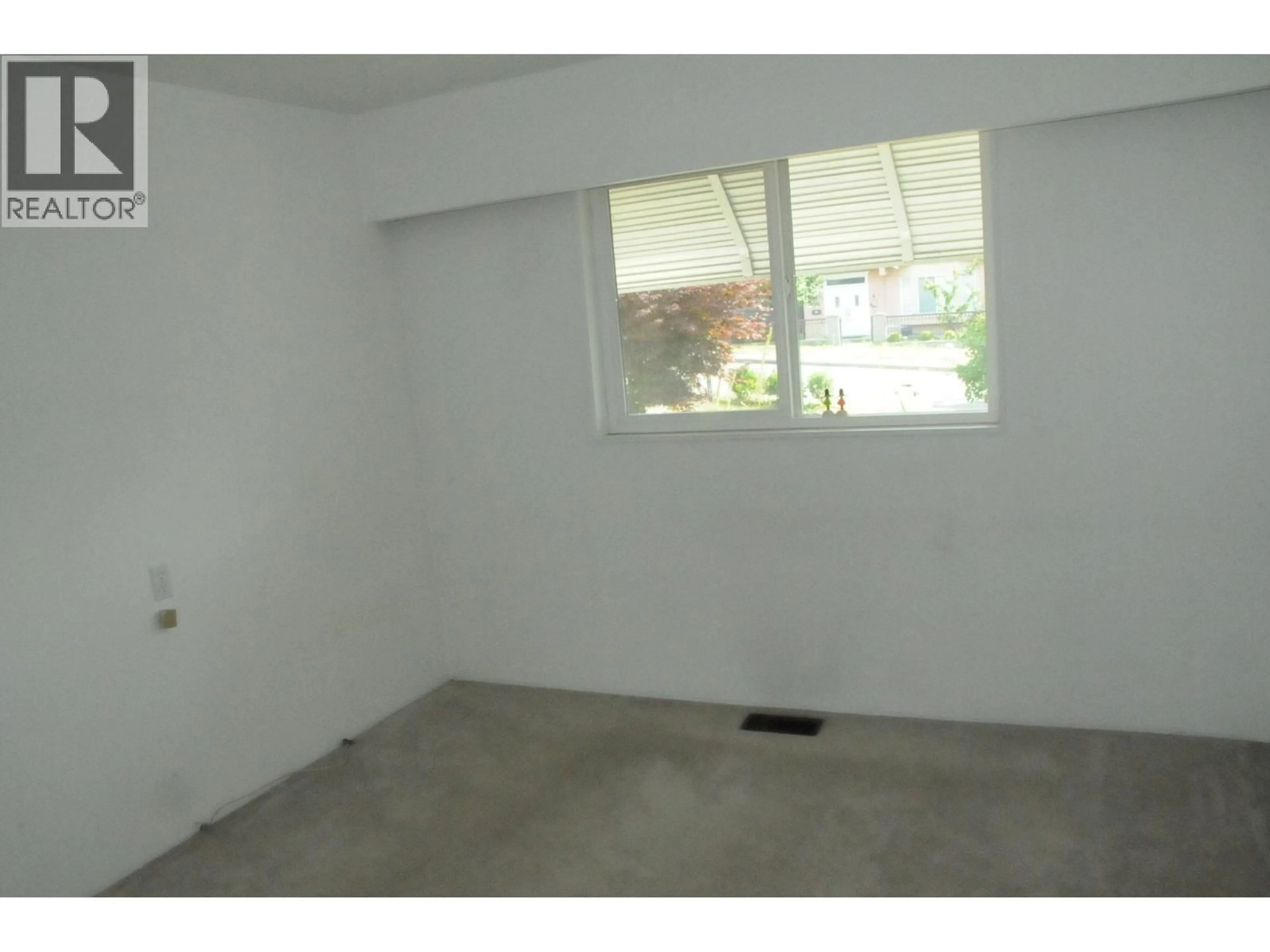 A pic of a room for 7697 HILDA STREET, Burnaby British Columbia V3N3H6