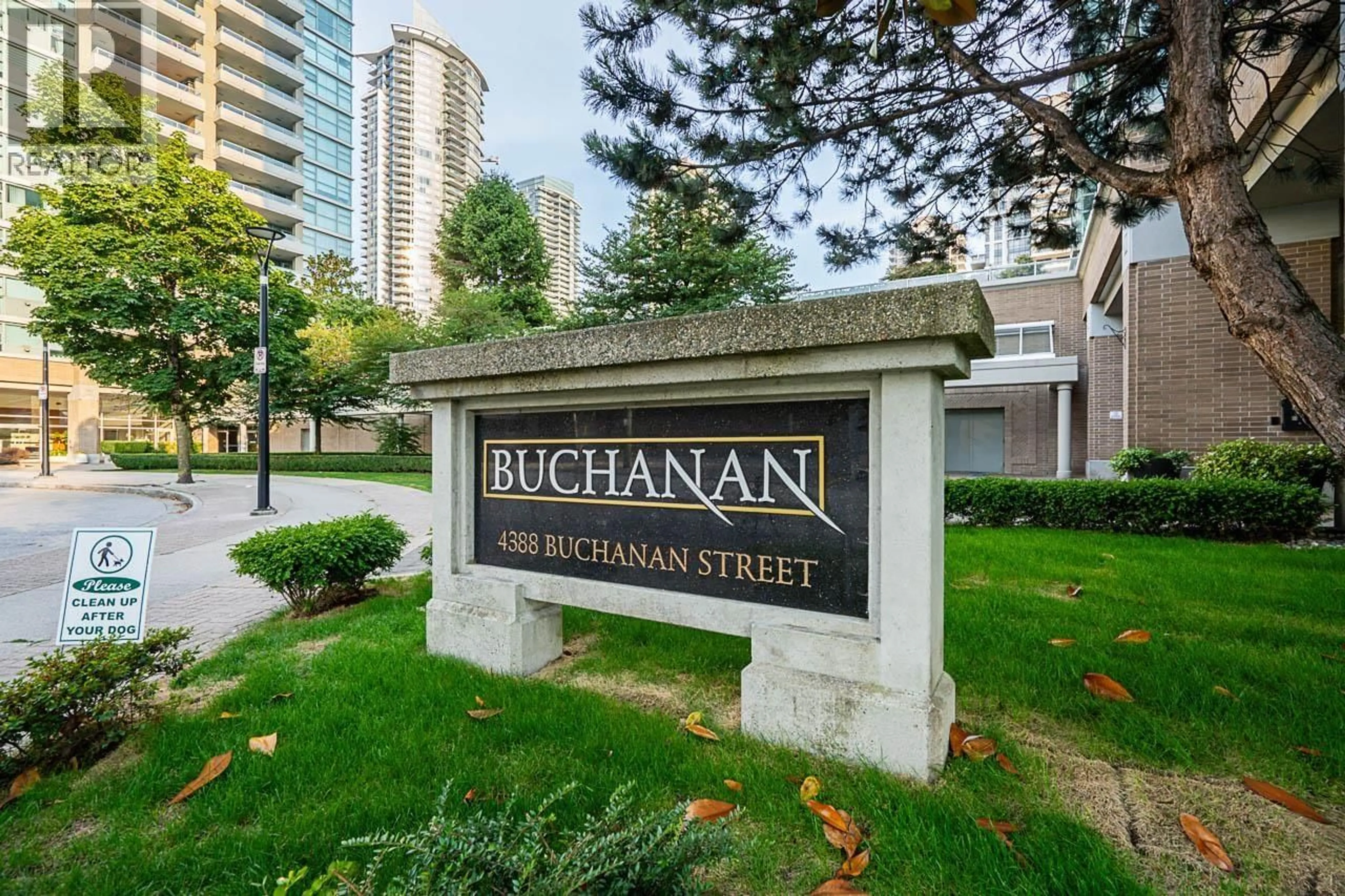Unknown for 1906 - 4388 BUCHANAN STREET, Burnaby British Columbia V5C6R8