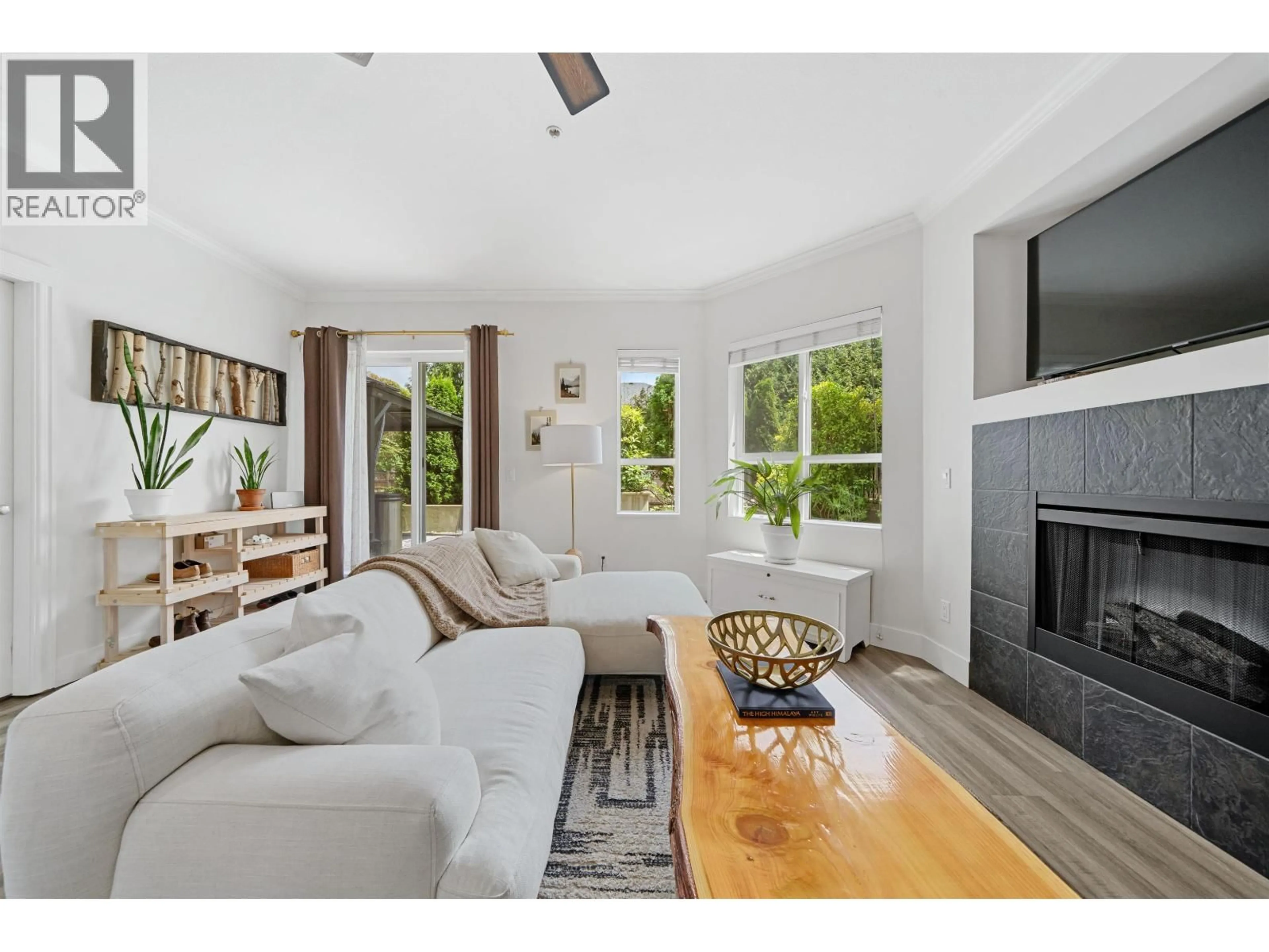 Living room with furniture, unknown for 104 - 12090 227 STREET, Maple Ridge British Columbia V2X6J5