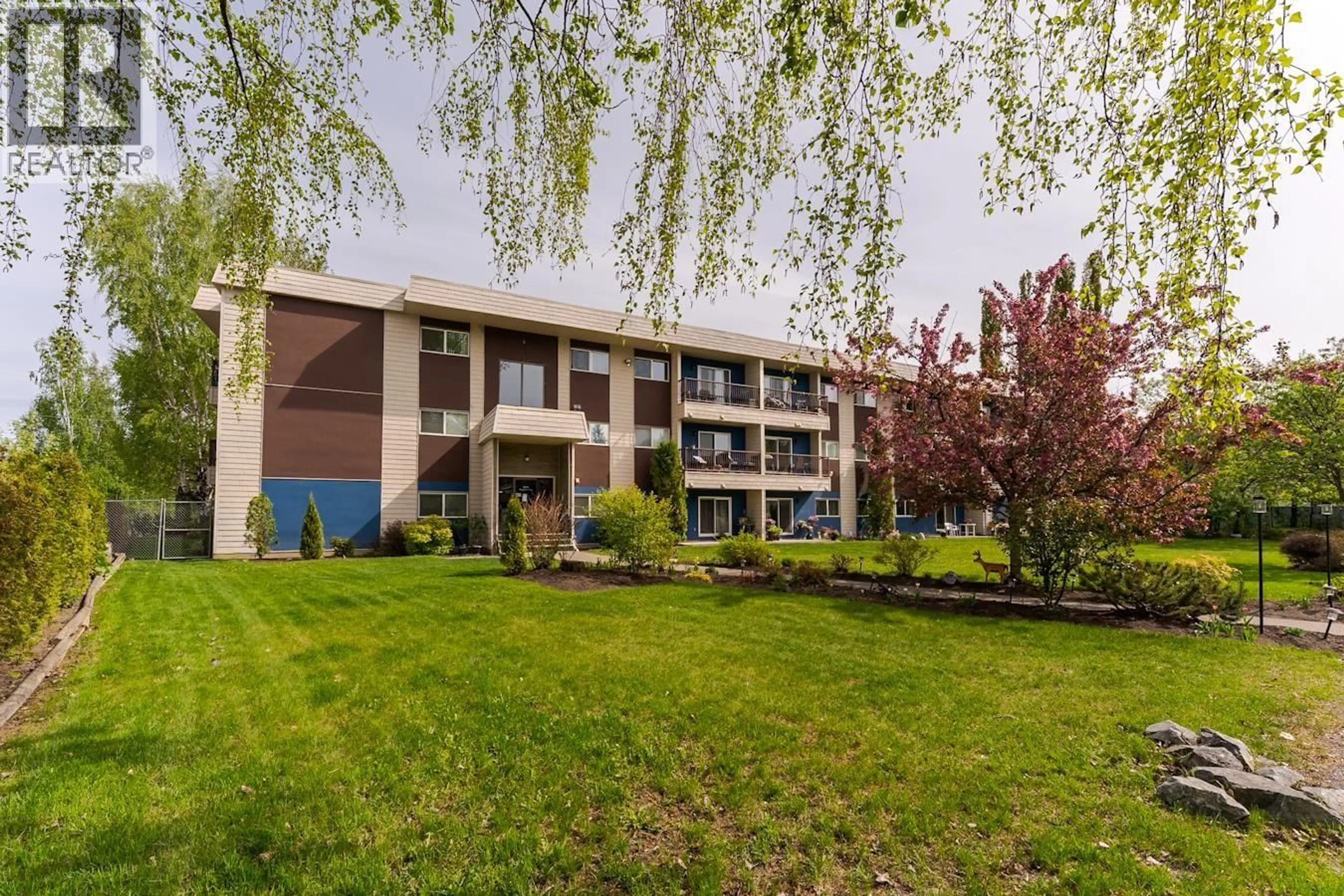 Patio, unknown for 206 - 2217 REGENTS CRESCENT, Prince George British Columbia V2L1E9