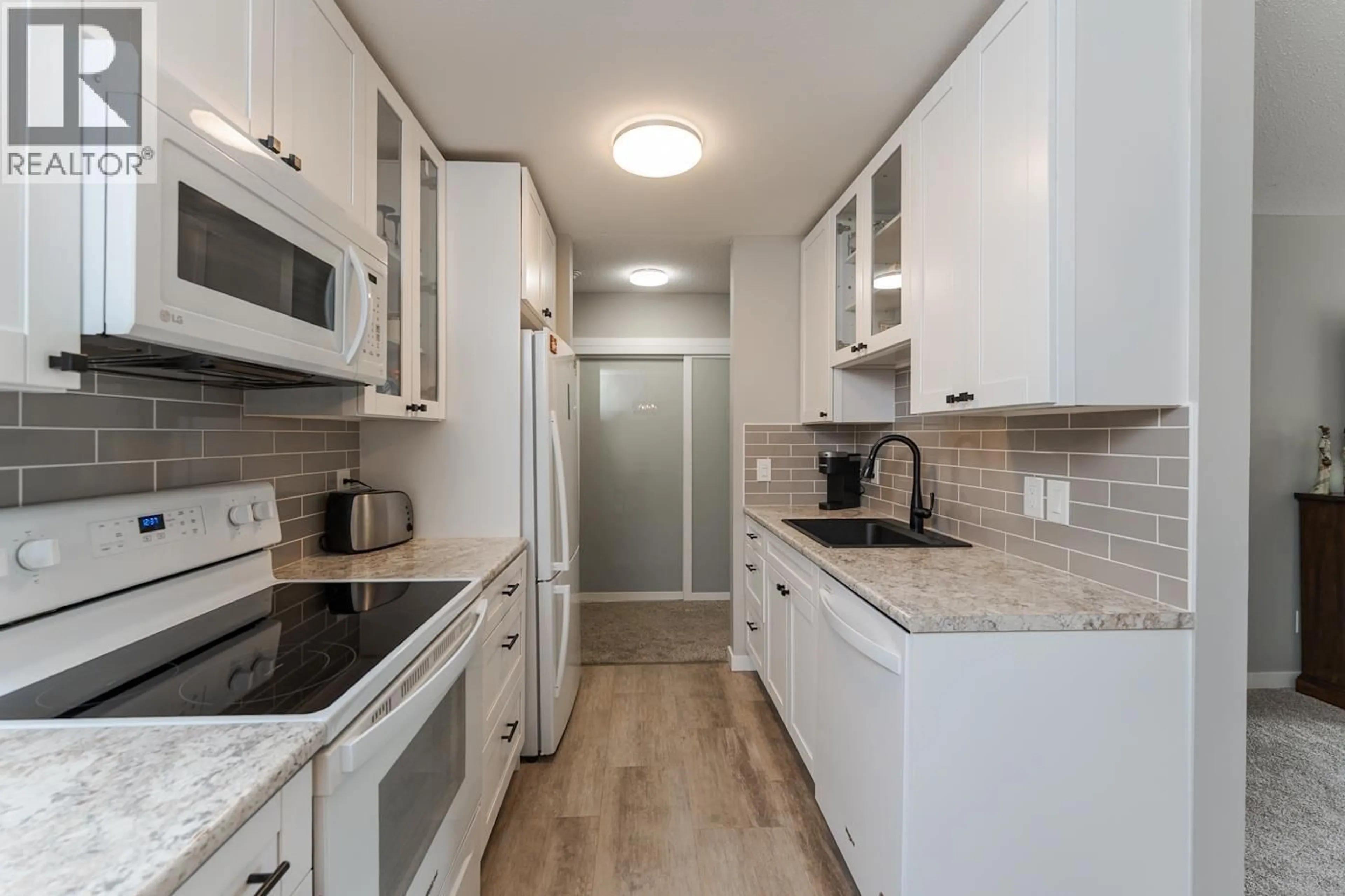 Standard kitchen, unknown for 206 - 2217 REGENTS CRESCENT, Prince George British Columbia V2L1E9