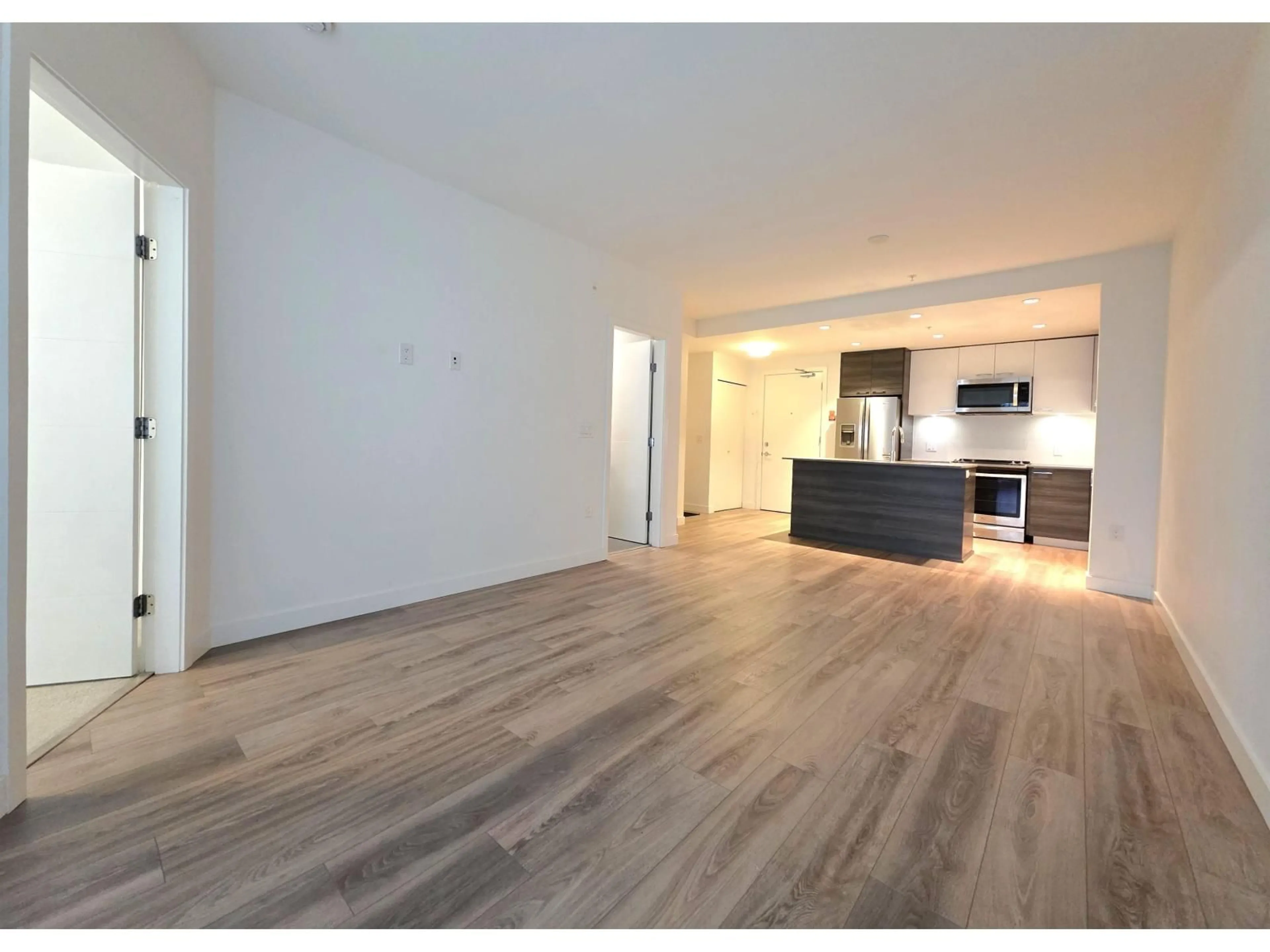 A pic of a room for 104 - 10581 140 STREET, Surrey British Columbia V3T0M7