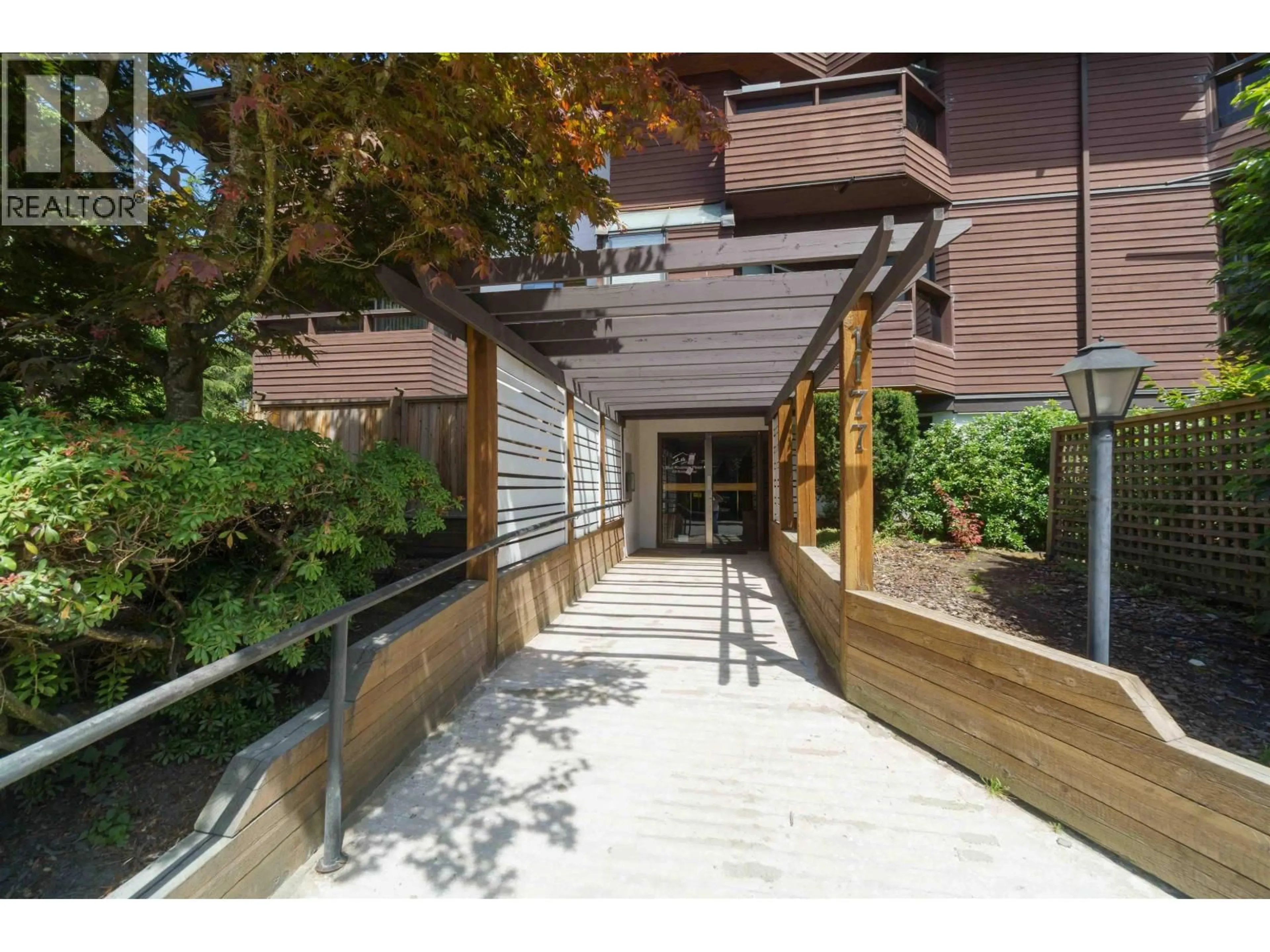 Unknown for 108 - 1177 HOWIE AVENUE, Coquitlam British Columbia V3J1T9