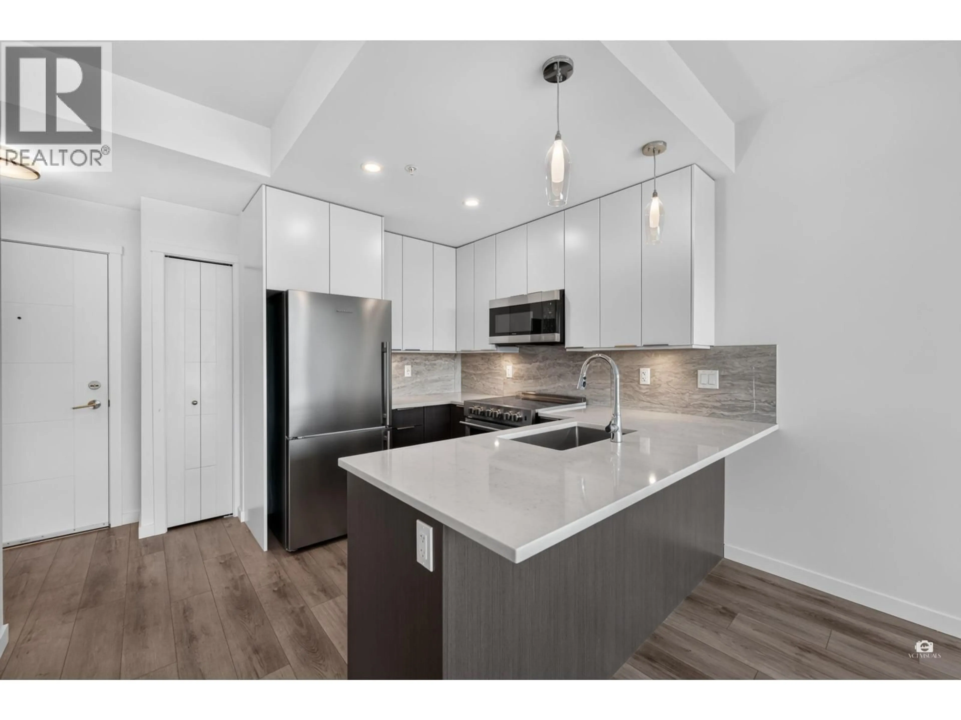Open concept kitchen, unknown for 503 - 11639 227 STREET, Maple Ridge British Columbia V2X9B2
